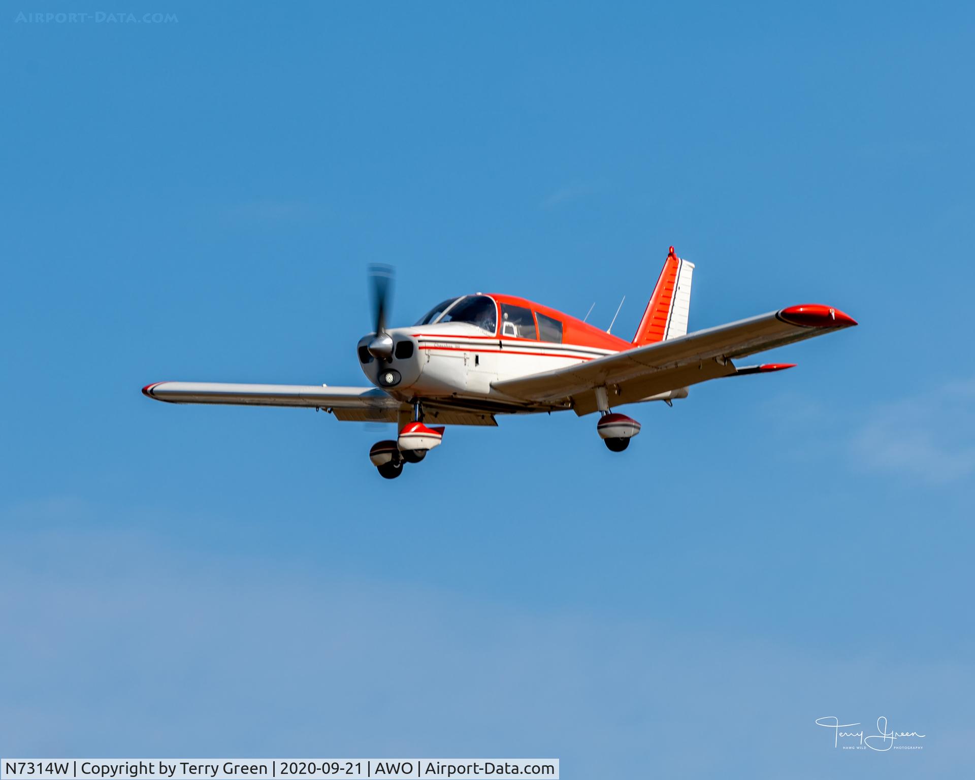 N7314W, 1963 Piper PA-28-180 C/N 28-1177, AWO