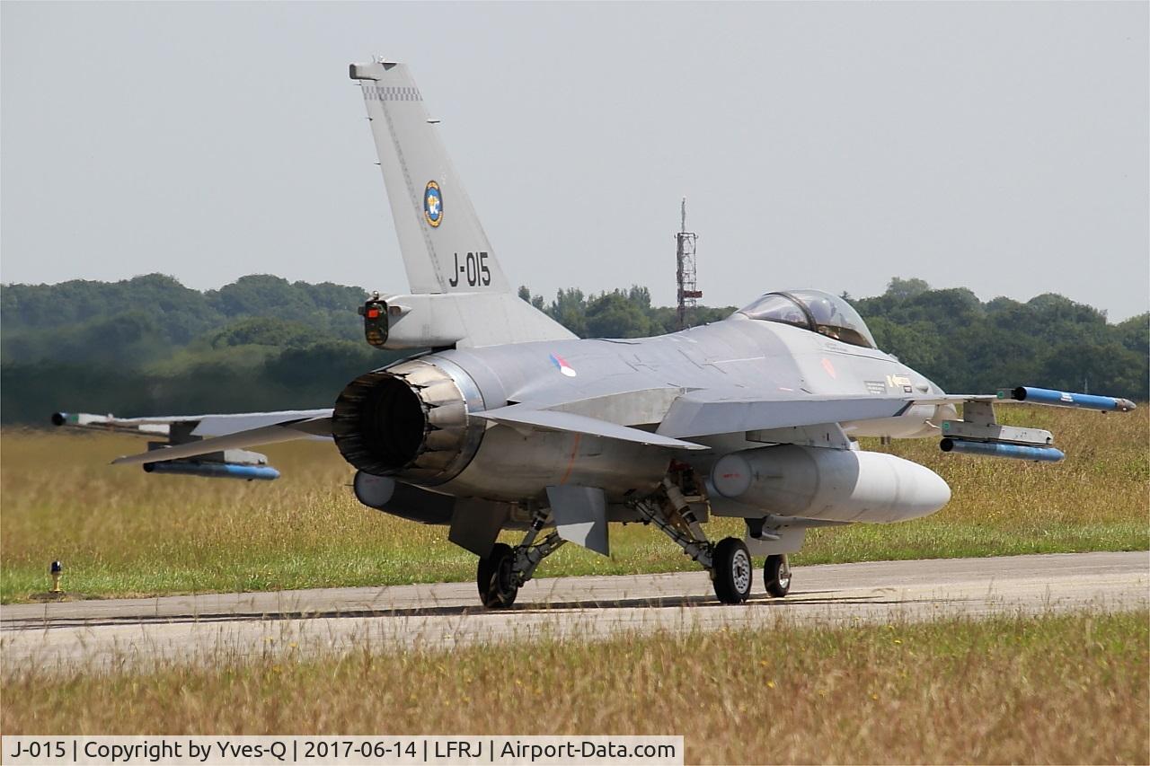 J-015, 1991 Fokker F-16A Fighting Falcon C/N 6D-171, Fokker F-16A Fighting Falcon, Taxiing to flight line, Landivisiau Naval Air Base (LFRJ) Tiger Meet 2017