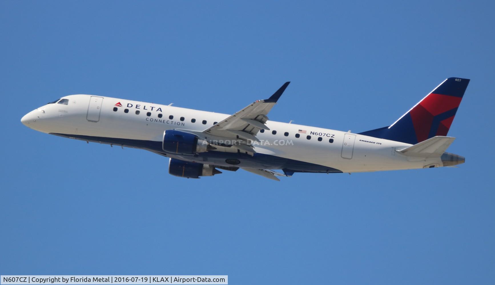 N607CZ, 2007 Embraer 170SU (ERJ-170-100SU) C/N 17000192, LAX 2016