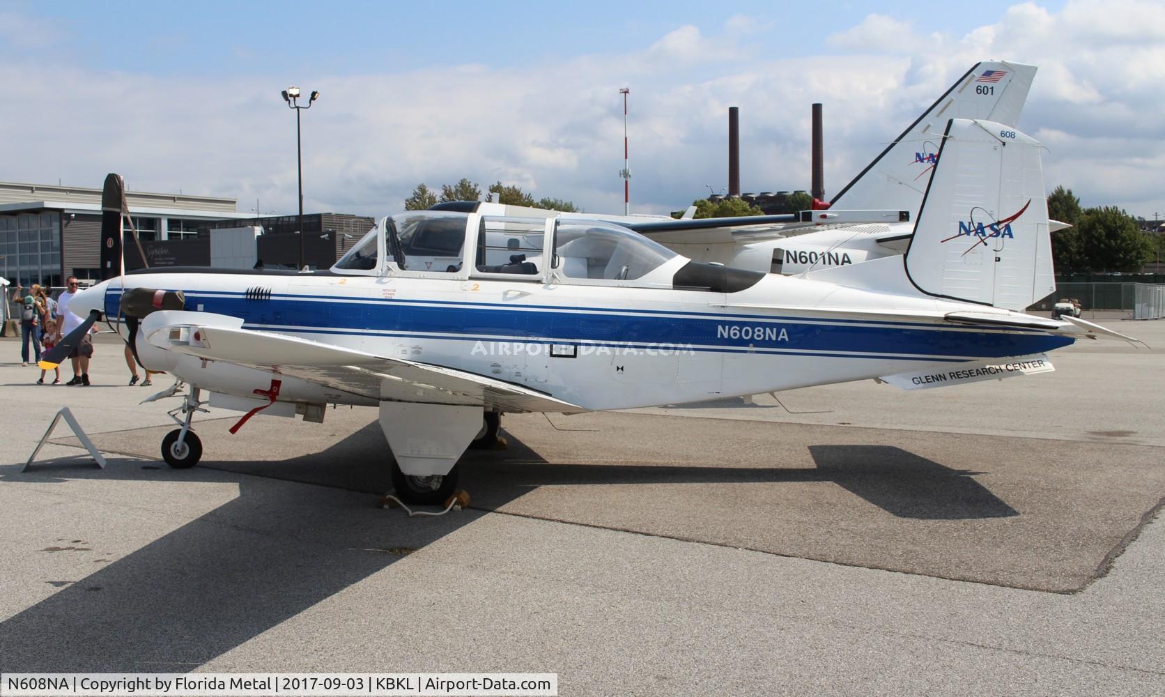 N608NA, Beech T-34C Turbo Mentor C/N 160528, Cleveland 2017