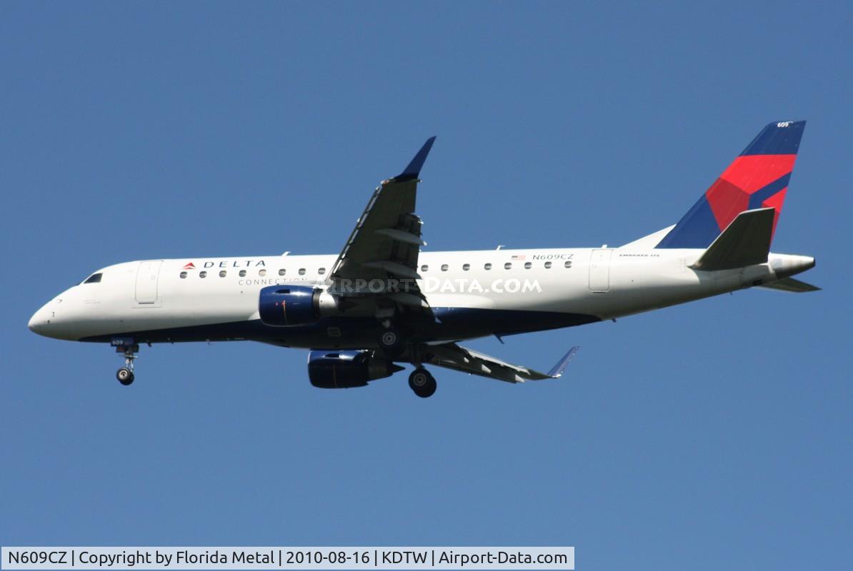 N609CZ, 2007 Embraer 175LR (ERJ-170-200LR) C/N 17000197, DTW 2010