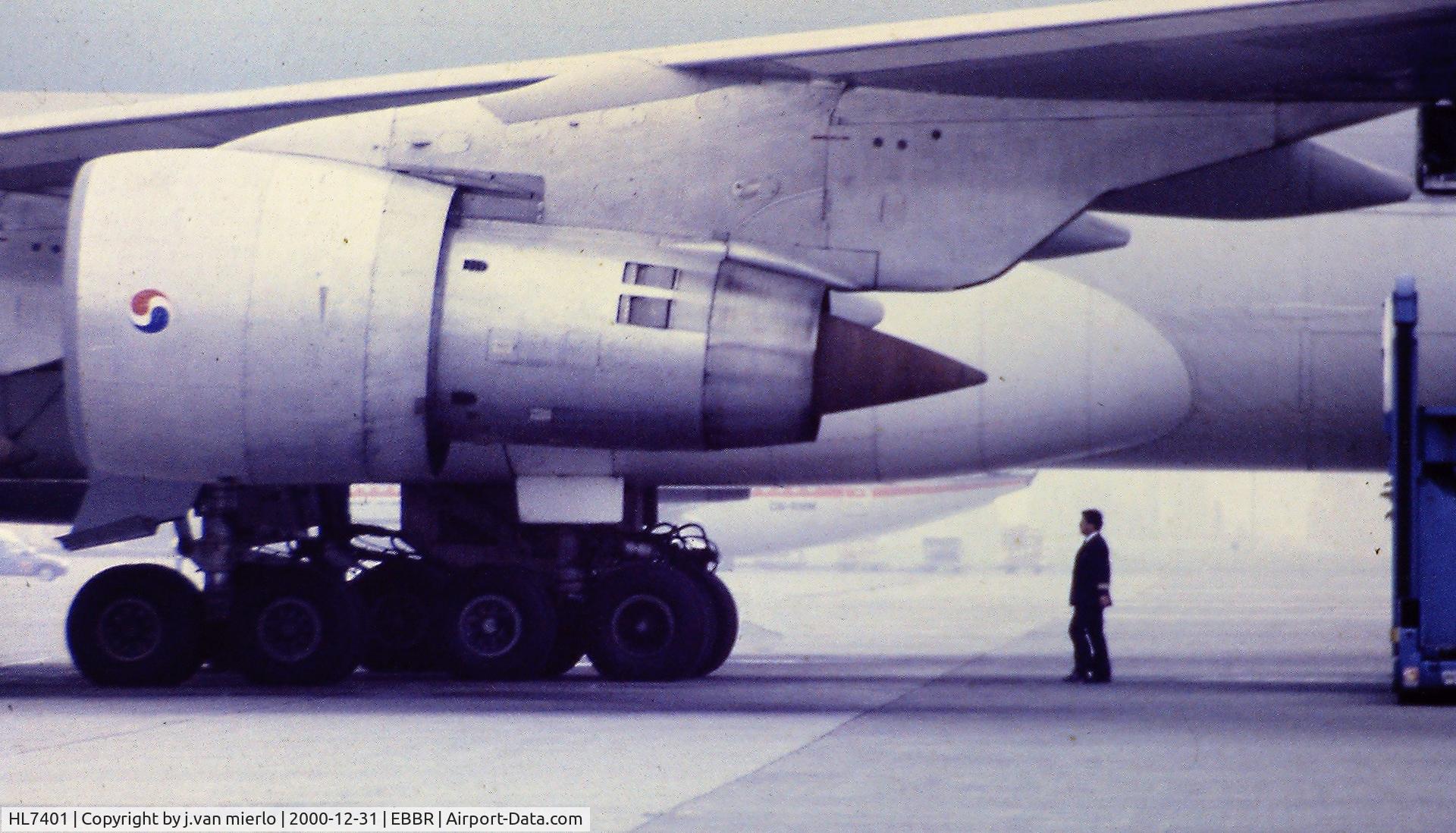 HL7401, 1980 Boeing 747-249F C/N 22245, Pre flight check BRUCARGO scan slide