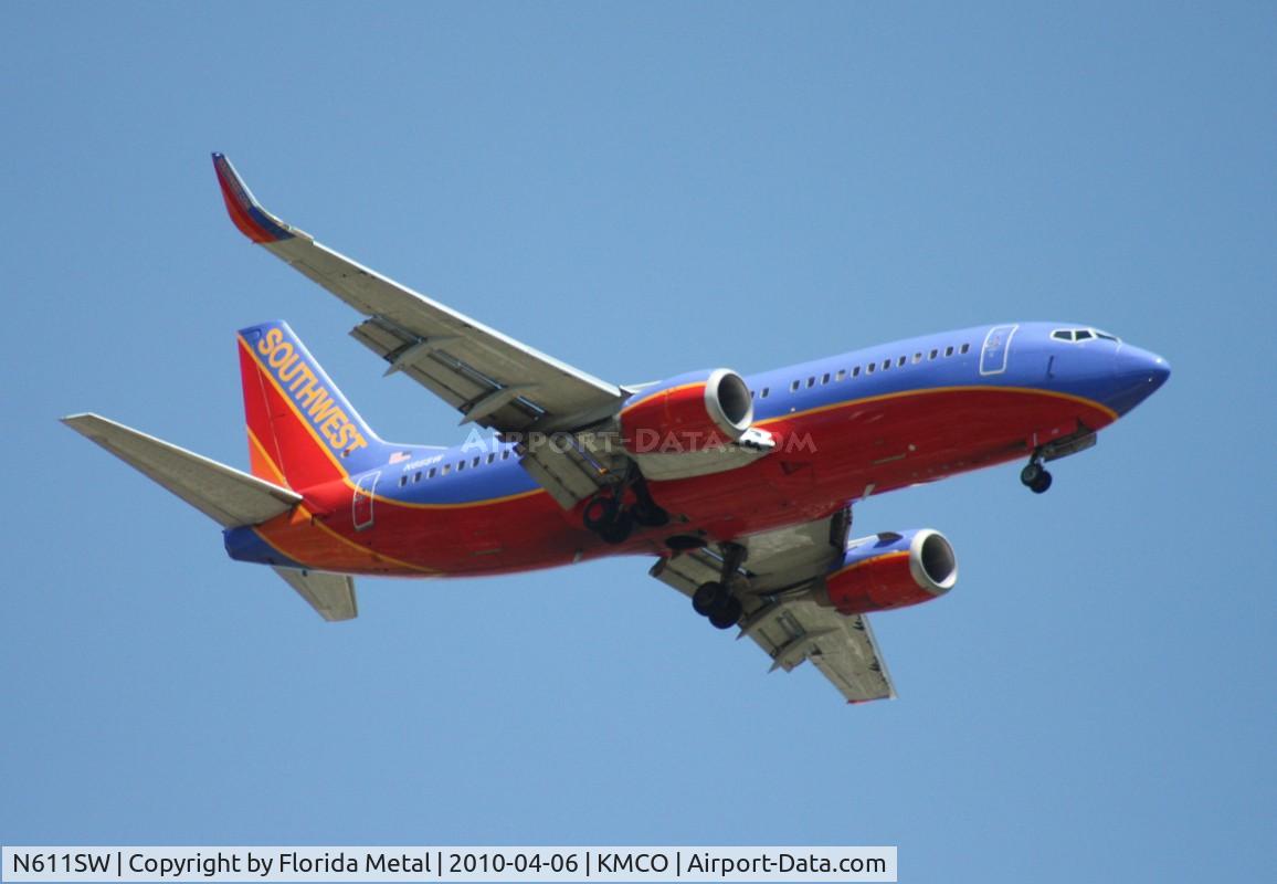 N611SW, 1995 Boeing 737-3H4 C/N 27697, MCO 2010