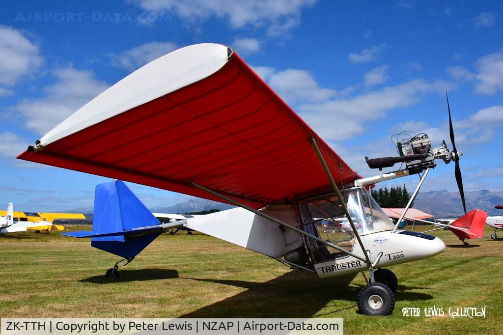 ZK-TTH, Thruster T300 C/N 094 592, Neville J Smith, Taupo
