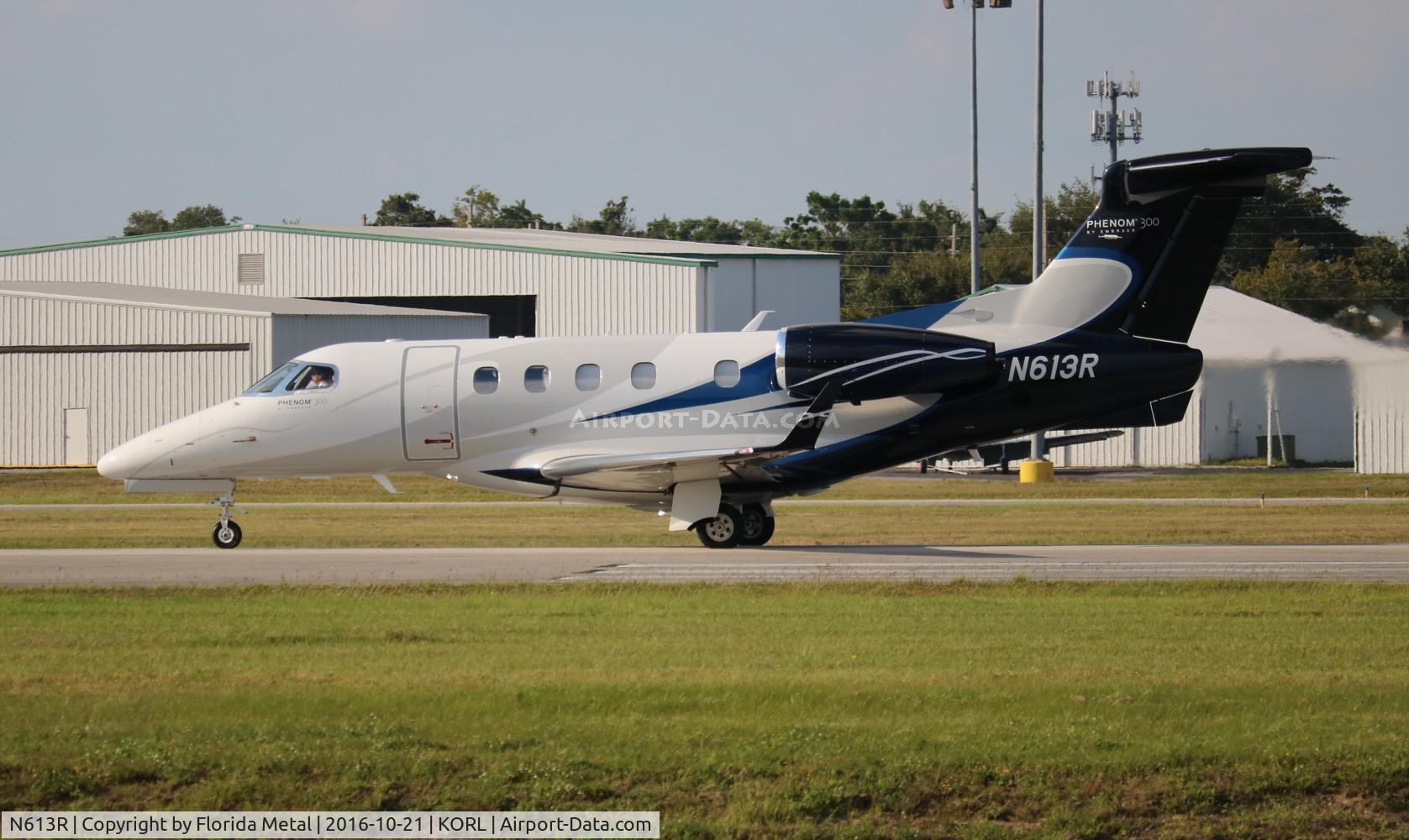 N613R, 2014 Embraer EMB-505 Phenom 300 C/N 50500205, NBAA 2016