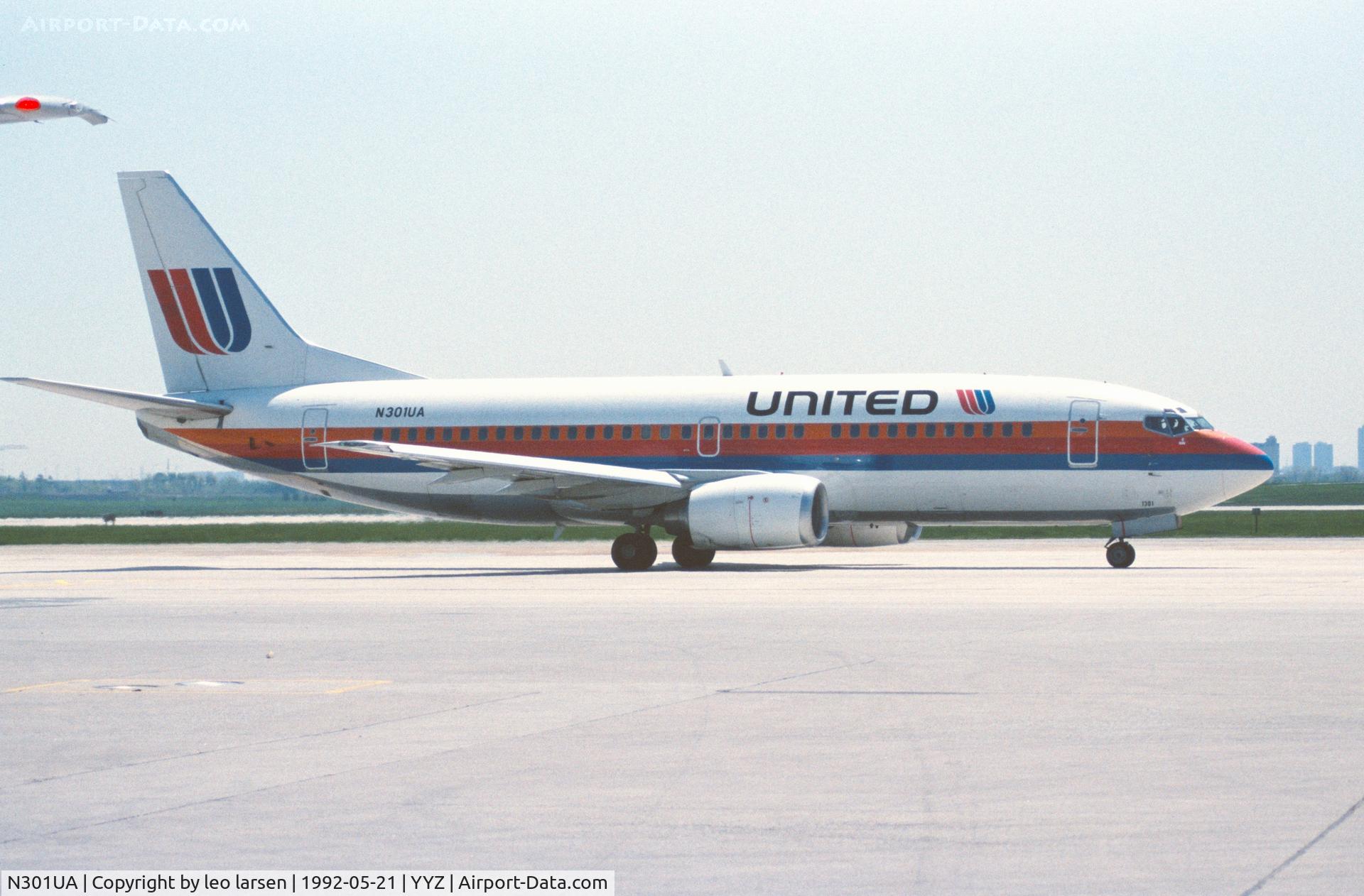 N301UA, 1986 Boeing 737-322 C/N 23642, Toronto 21.5.1992