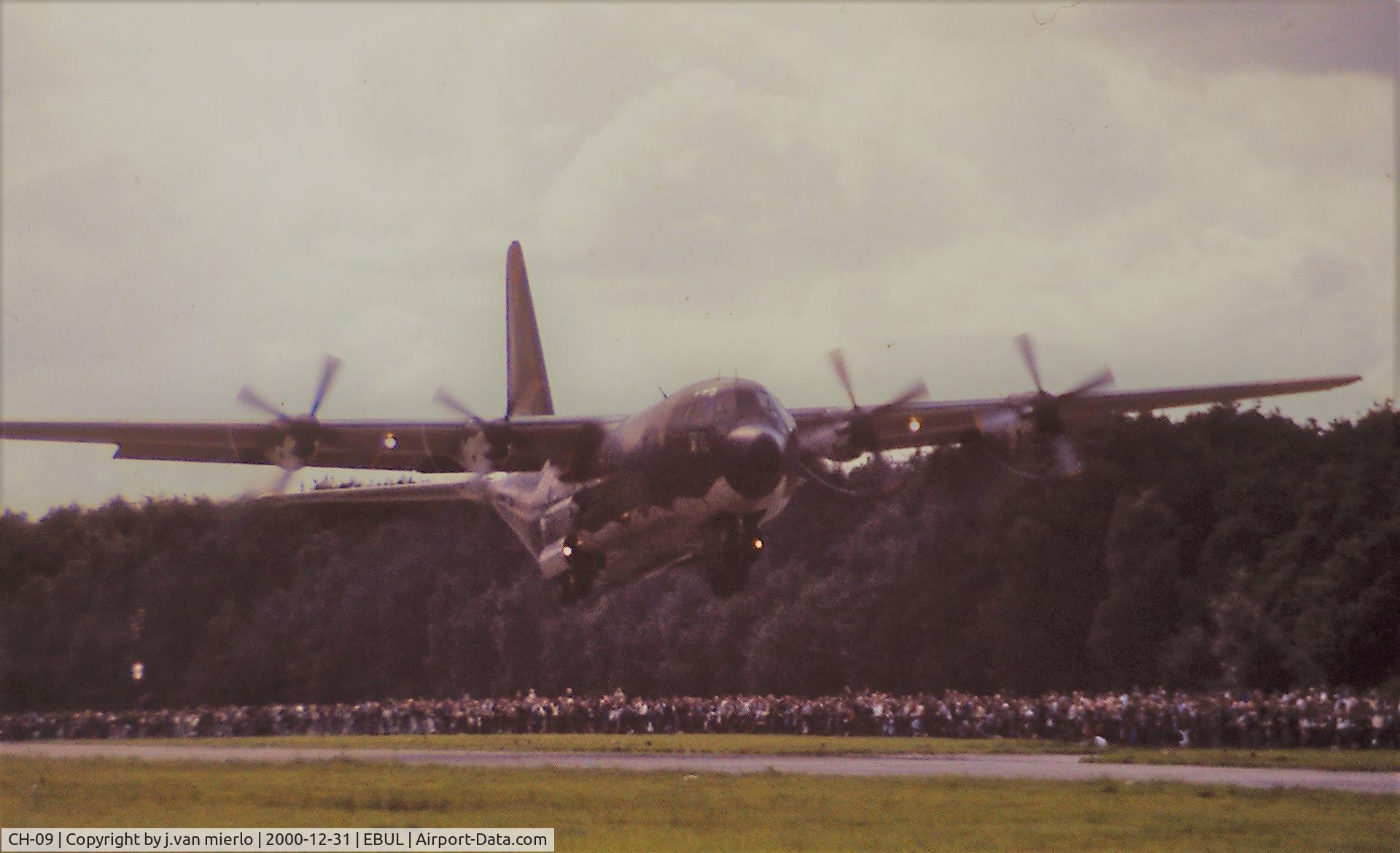 CH-09, 1973 Lockheed C-130H Hercules C/N 382-4479, Belgian Ursel Air Show scan/slide