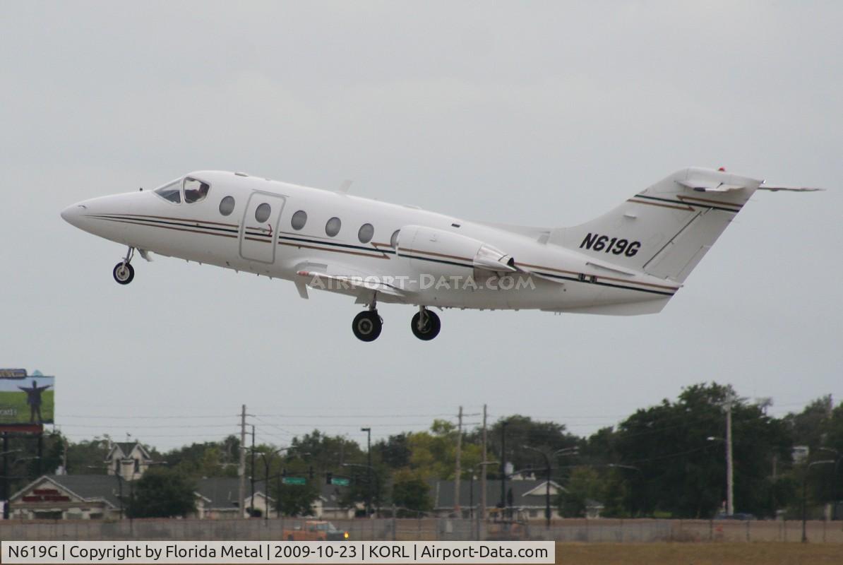 N619G, 1998 Raytheon Aircraft Company 400A C/N RK-196, NBAA 2009