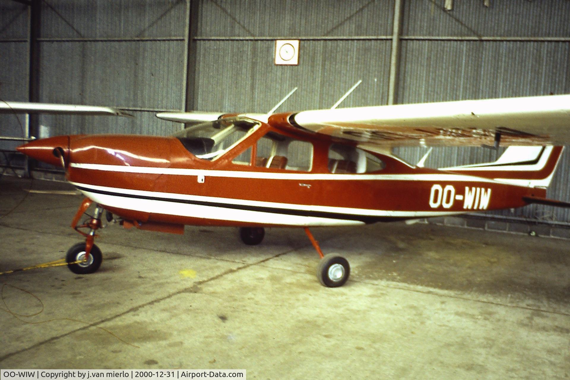 OO-WIW, 1972 Reims F177RG Cardinal RG C/N 0053, scan slide