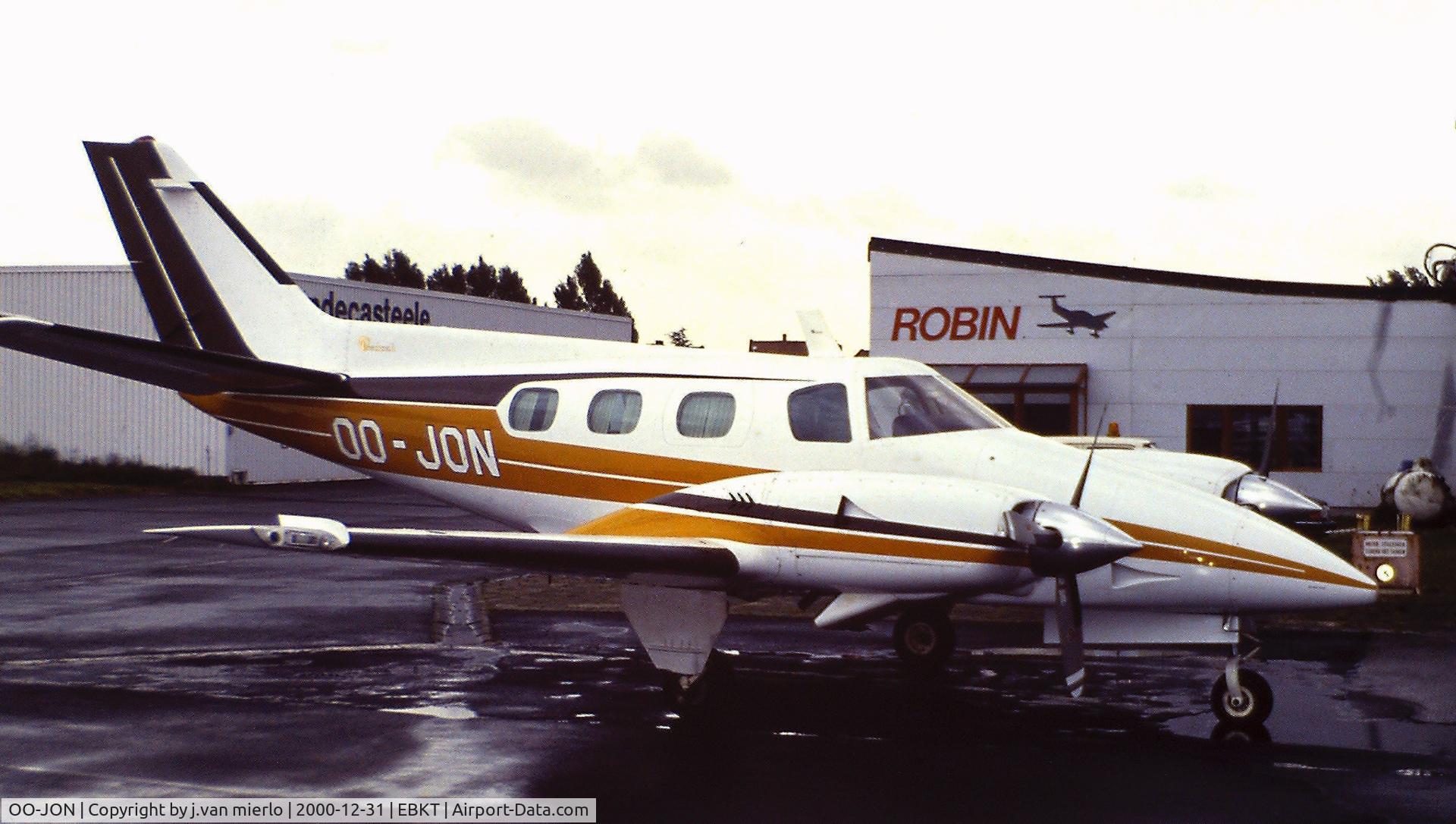 OO-JON, 1978 Beechcraft B60 Duke C/N P-482, scan slide
