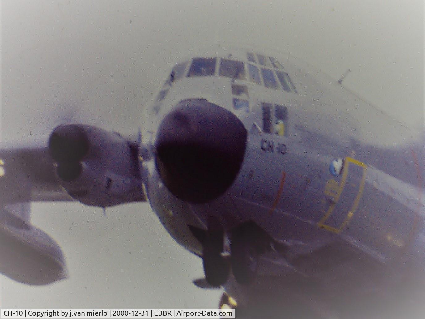 CH-10, 1972 Lockheed C-130H Hercules C/N 382-4481, Landing EBBR 25R scan slide