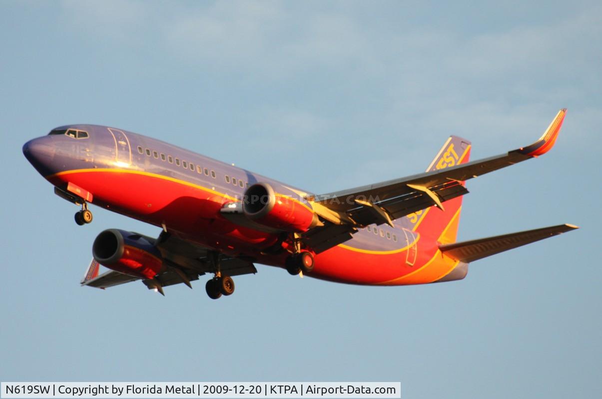 N619SW, 1995 Boeing 737-3H4 C/N 28035, TPA 2009
