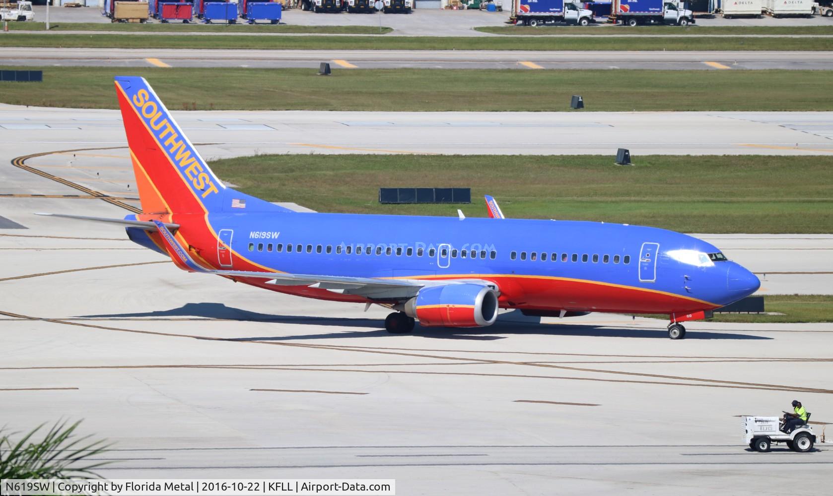 N619SW, 1995 Boeing 737-3H4 C/N 28035, FLL 2016