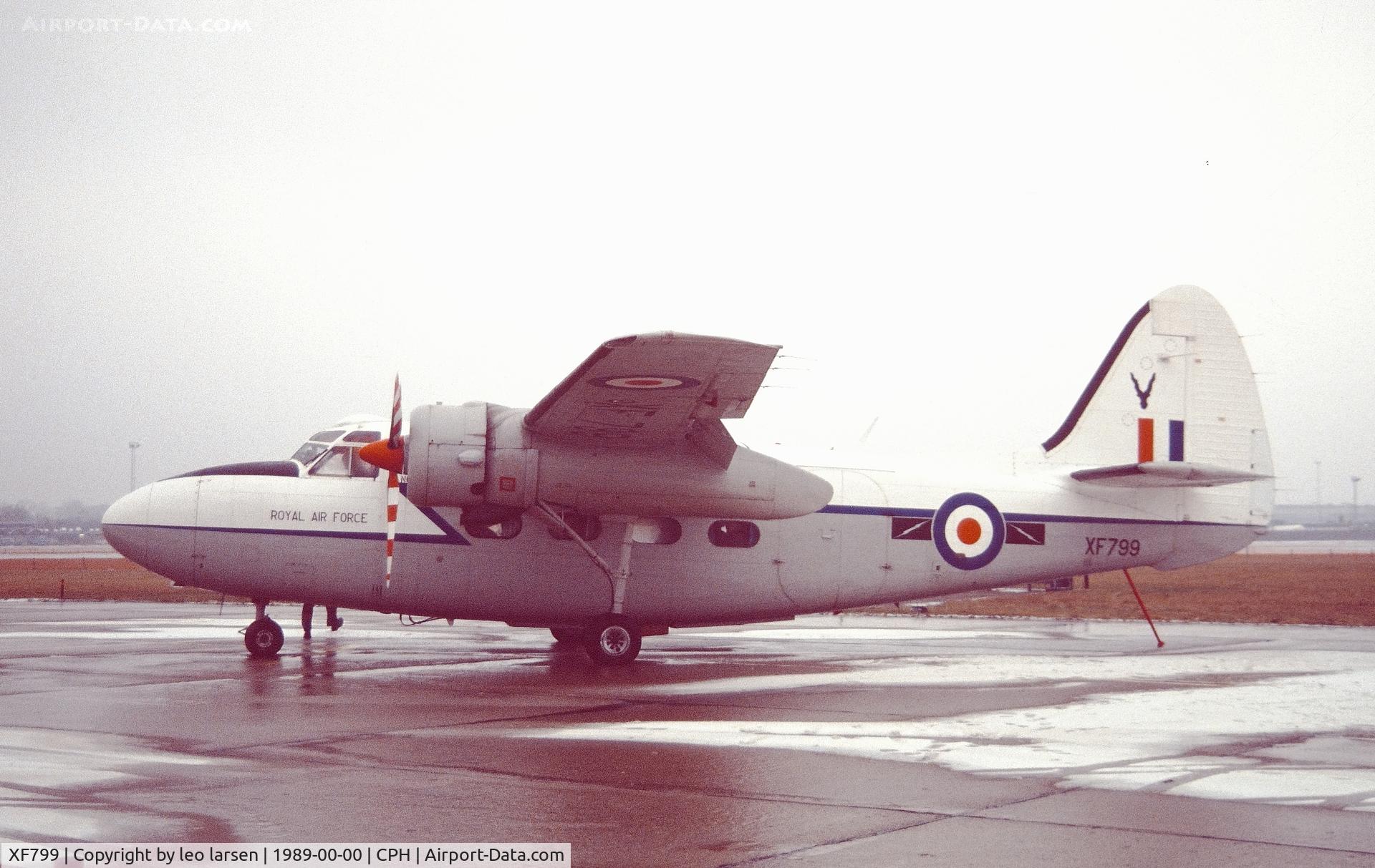 XF799, Hunting Percival P-66 Pembroke C1 C/N PAC/66/80, Copenhagen 1989