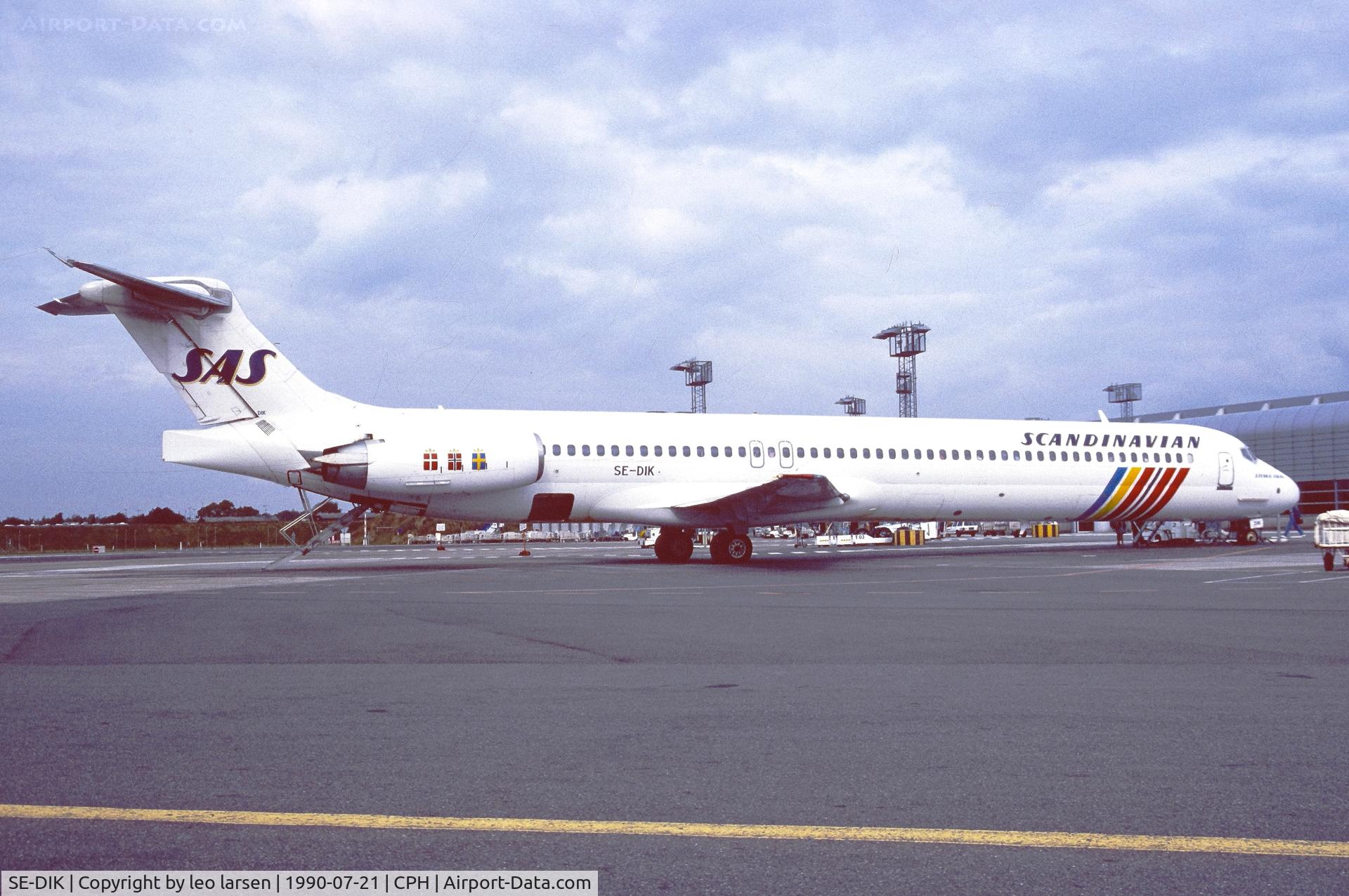 SE-DIK, 1988 McDonnell Douglas MD-82 (DC-9-82) C/N 49728, Copenhagen 21.7.1990