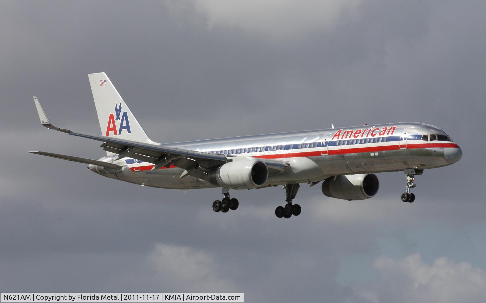 N621AM, 1990 Boeing 757-223 C/N 24579, MIA 2011