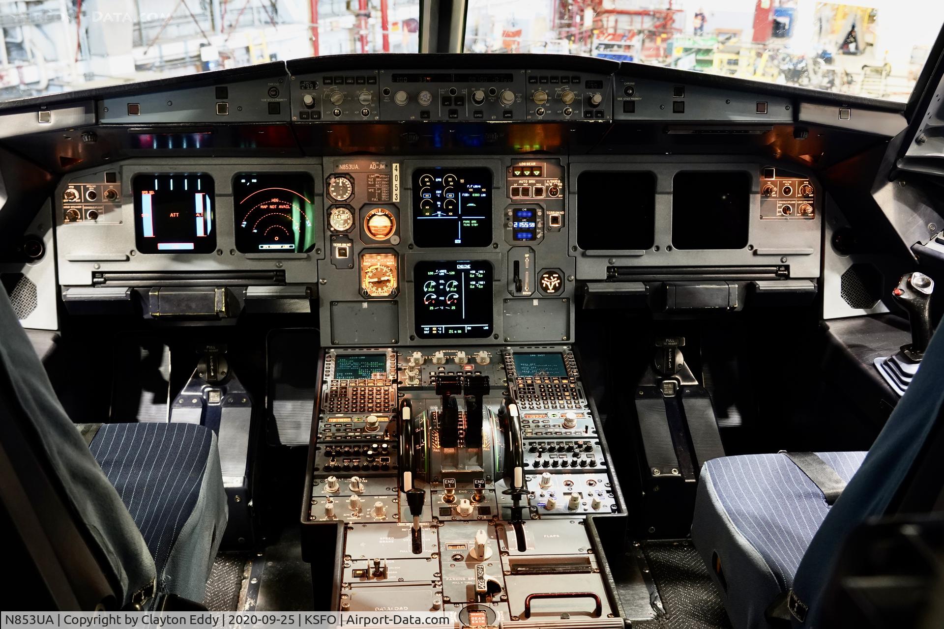 N853UA, 2002 Airbus A319-131 C/N 1688, Flightdeck SFO 2020.