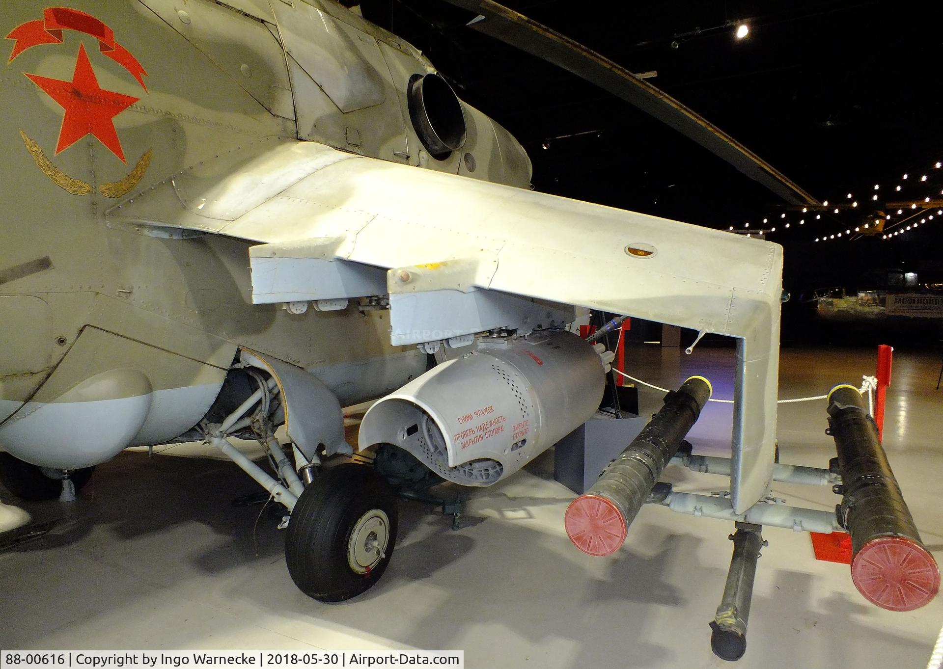 88-00616, Mil Mi-24D C/N 110166, Mil Mi-24D HIND-D (ex US-Army, ex Bundeswehr 96 30, ex NVA 494) at the Southern Museum of Flight, Birmingham AL