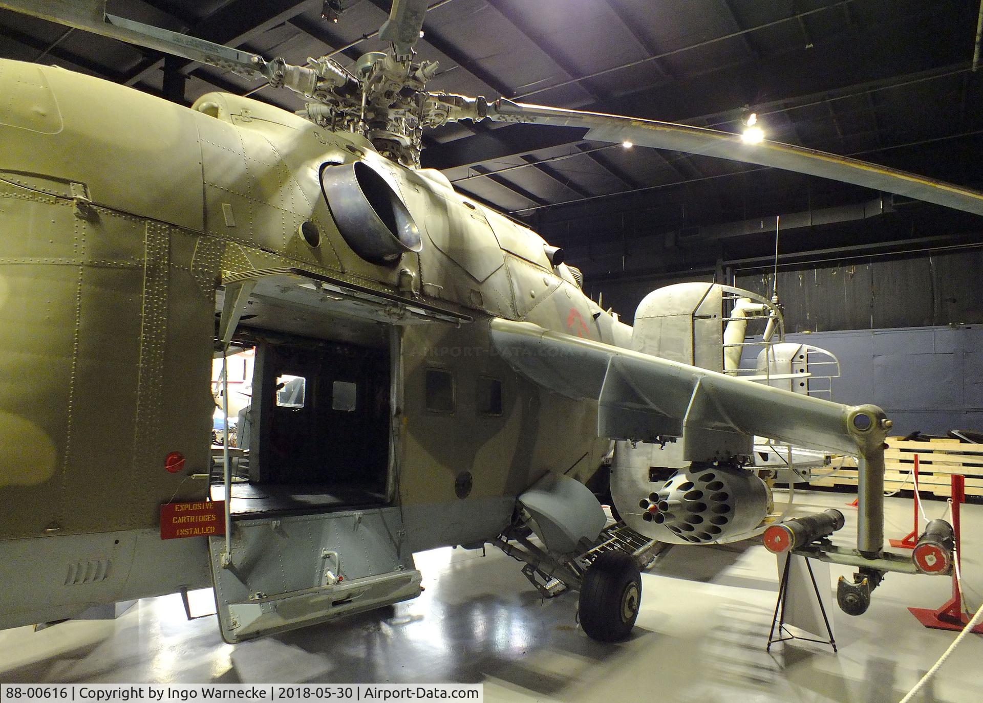 88-00616, Mil Mi-24D C/N 110166, Mil Mi-24D HIND-D (ex US-Army, ex Bundeswehr 96 30, ex NVA 494) at the Southern Museum of Flight, Birmingham AL