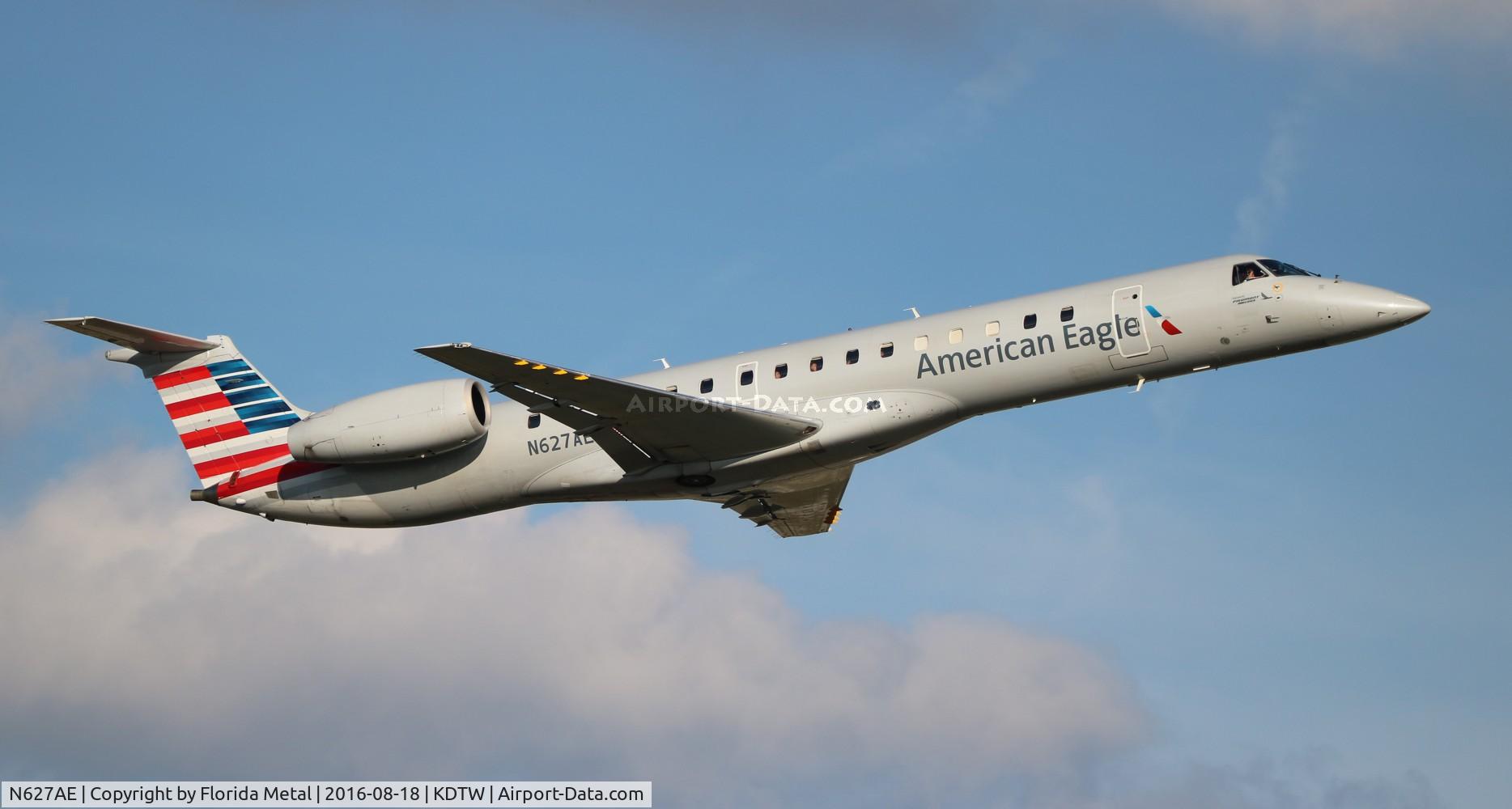 N627AE, 1999 Embraer ERJ-145LR (EMB-145LR) C/N 145121, DTW 2016