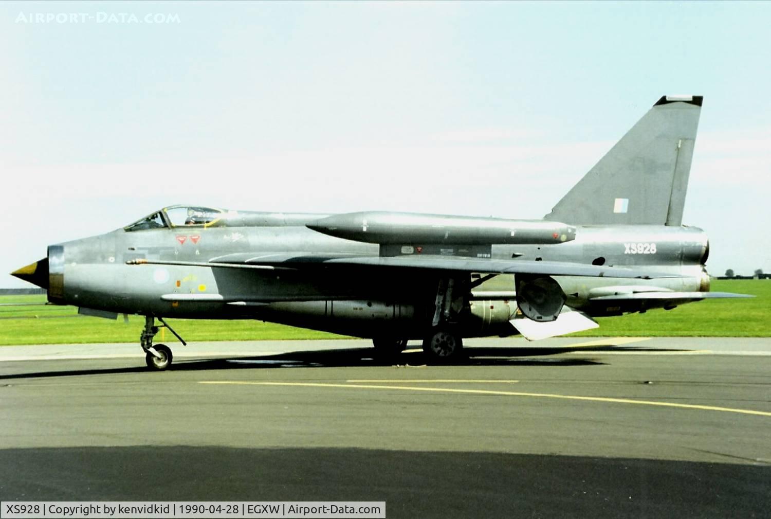 XS928, English Electric Lightning F.6 C/N 95261, At the Waddington 1990 photocall.
