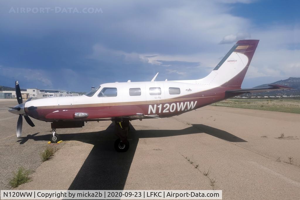 N120WW, 2001 Piper PA-46-500TP Meridian C/N 4697047, Parked