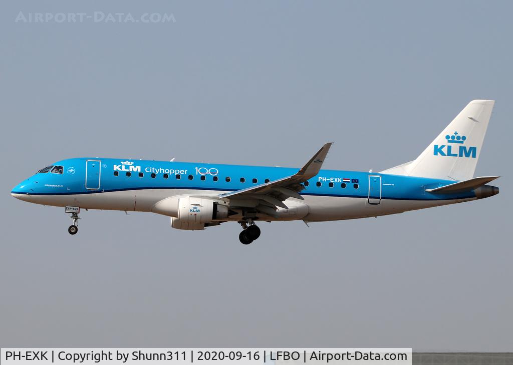 PH-EXK, 2017 Embraer 175STD (ERJ-170-200) C/N 17000629, Landing rwy 14L with additional '100' titles