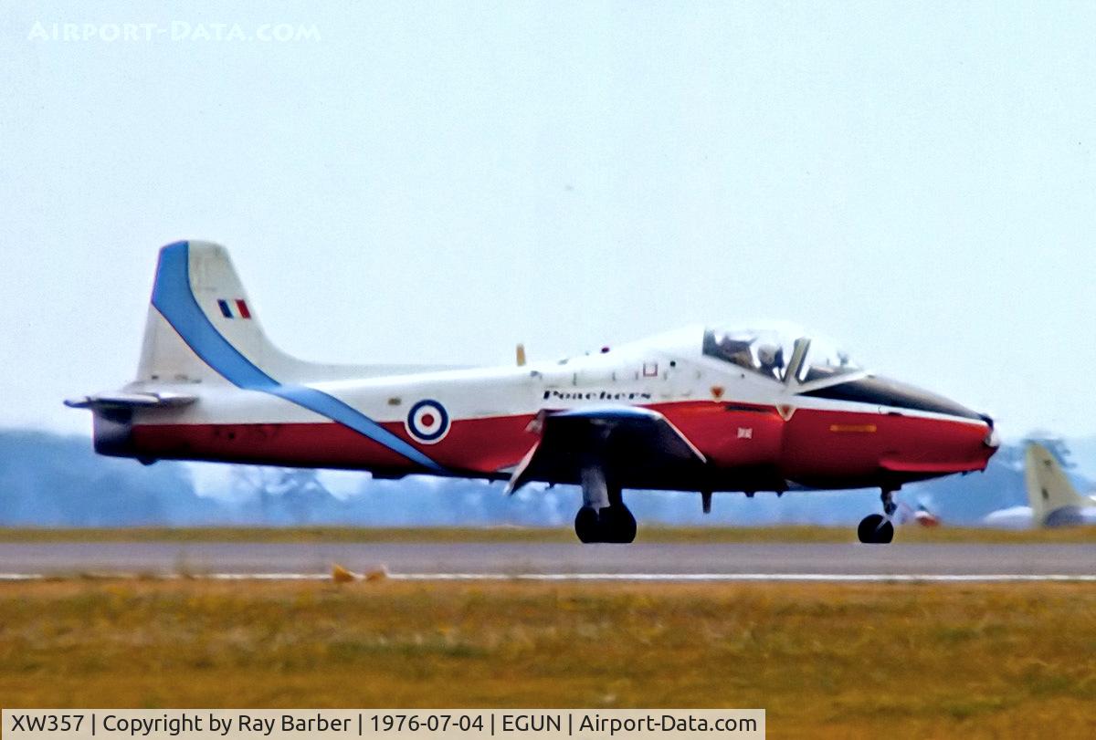 XW357, 1971 BAC 84 Jet Provost T.5A C/N EEP/JP/1007, XW357   BAC Jet Provost T.5A [EEP/JP/1007] (Royal Air Force) RAF Mildenhall~G 04/07/1976
