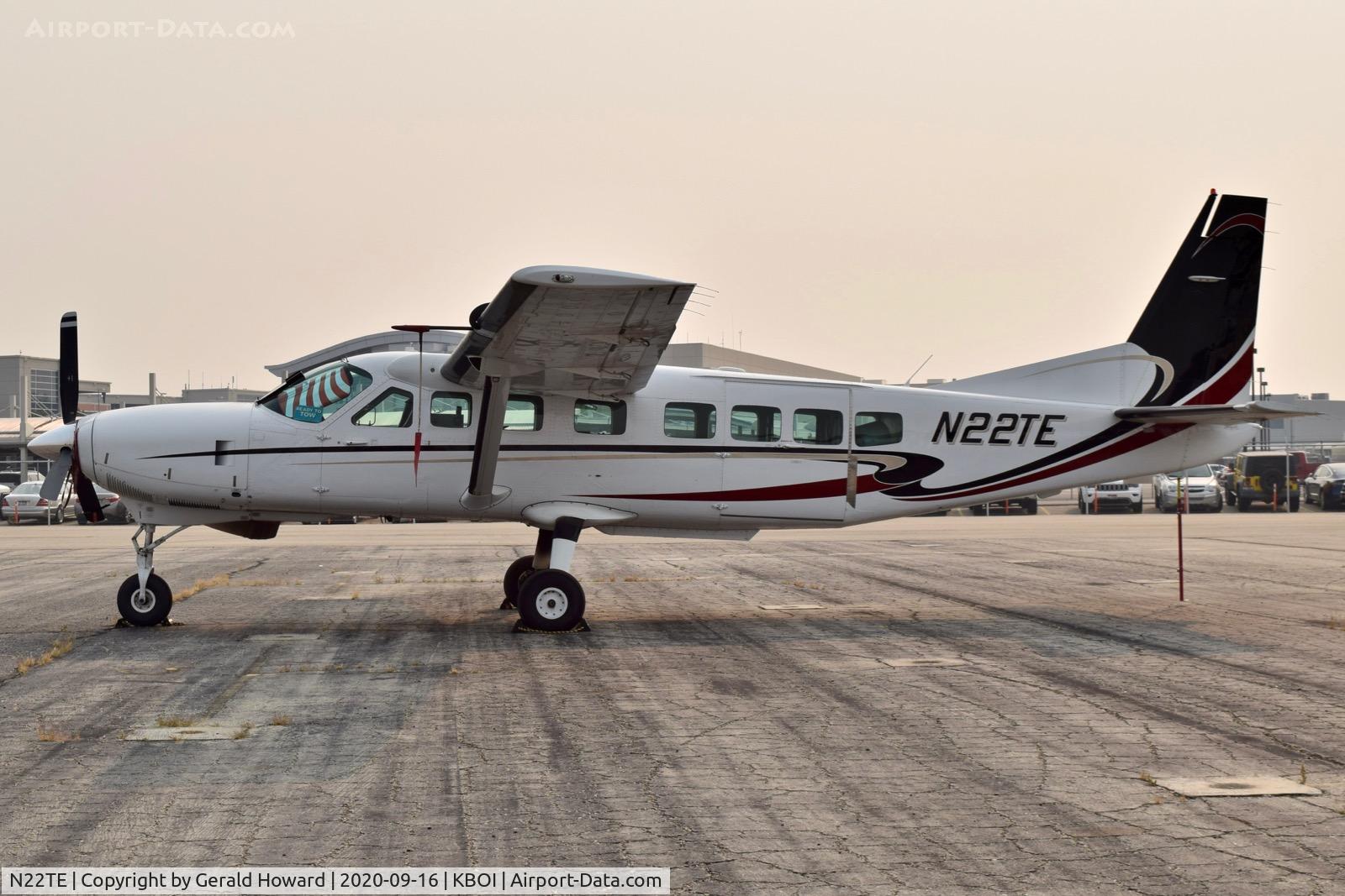 N22TE, 2007 Cessna 208B C/N 208B1266, Parked on north GA ramp.