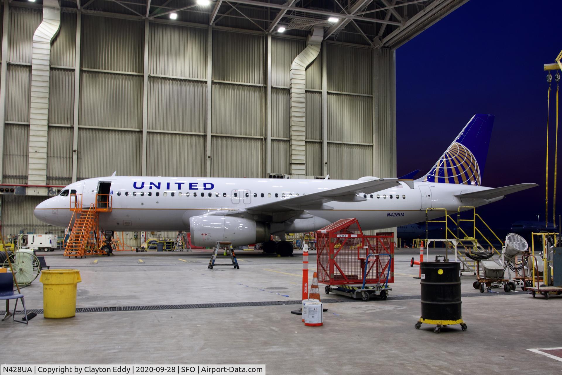 N428UA, 1995 Airbus A320-232 C/N 523, SFO 2020.