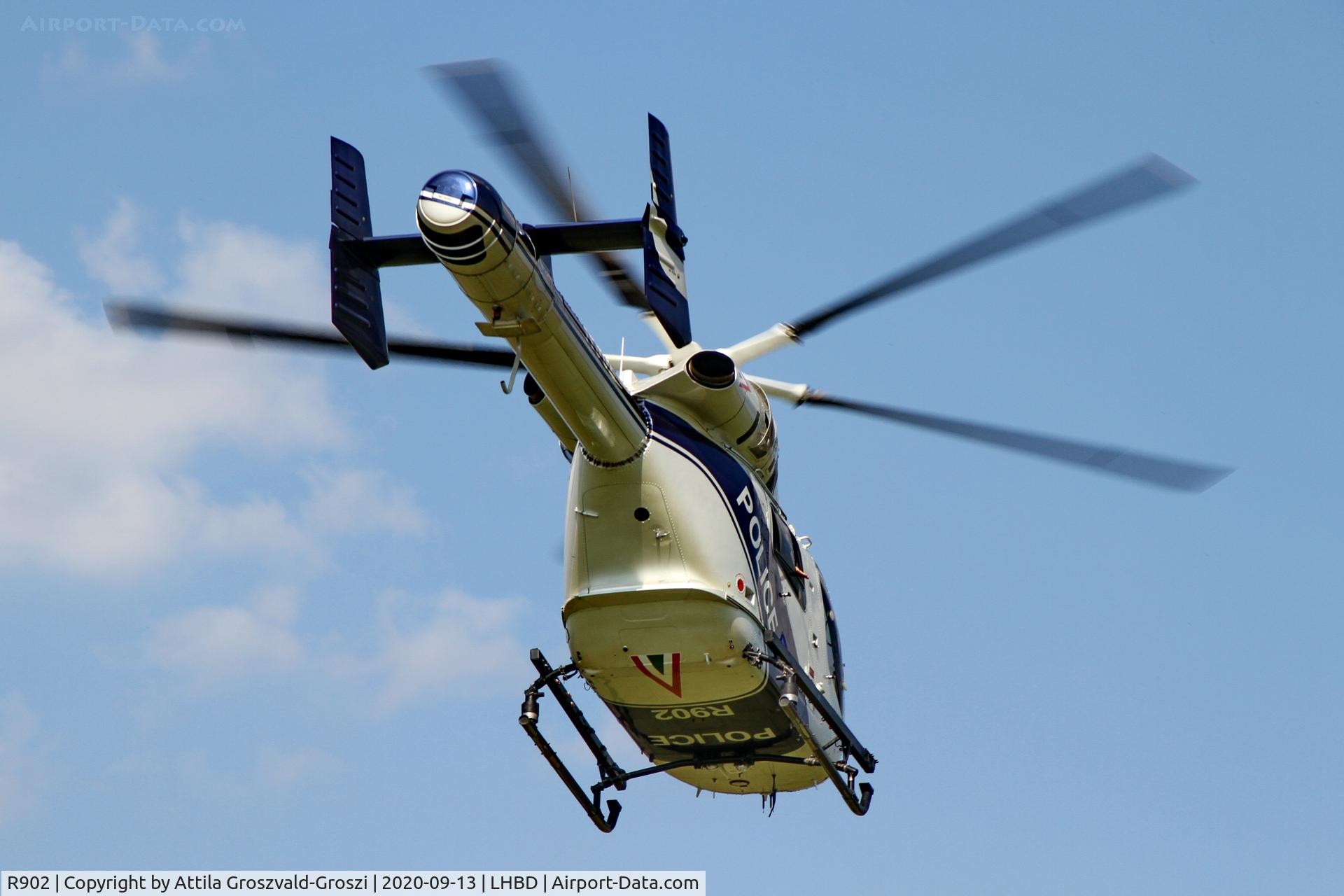 R902, 2001 MD Helicopters MD-900 Explorer C/N 900-00096, LHBD - Börgönd Airport, Hungary. 2020 Airshow