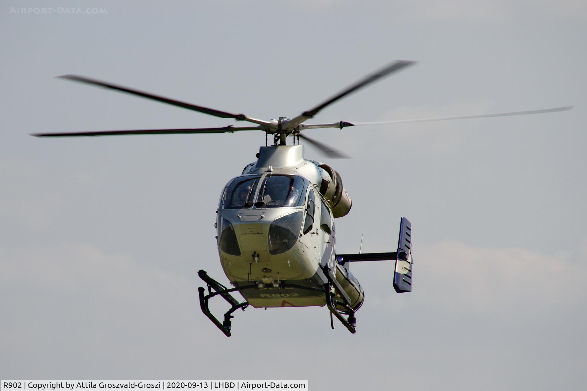 R902, 2001 MD Helicopters MD-900 Explorer C/N 900-00096, LHBD - Börgönd Airport, Hungary. 2020 Airshow