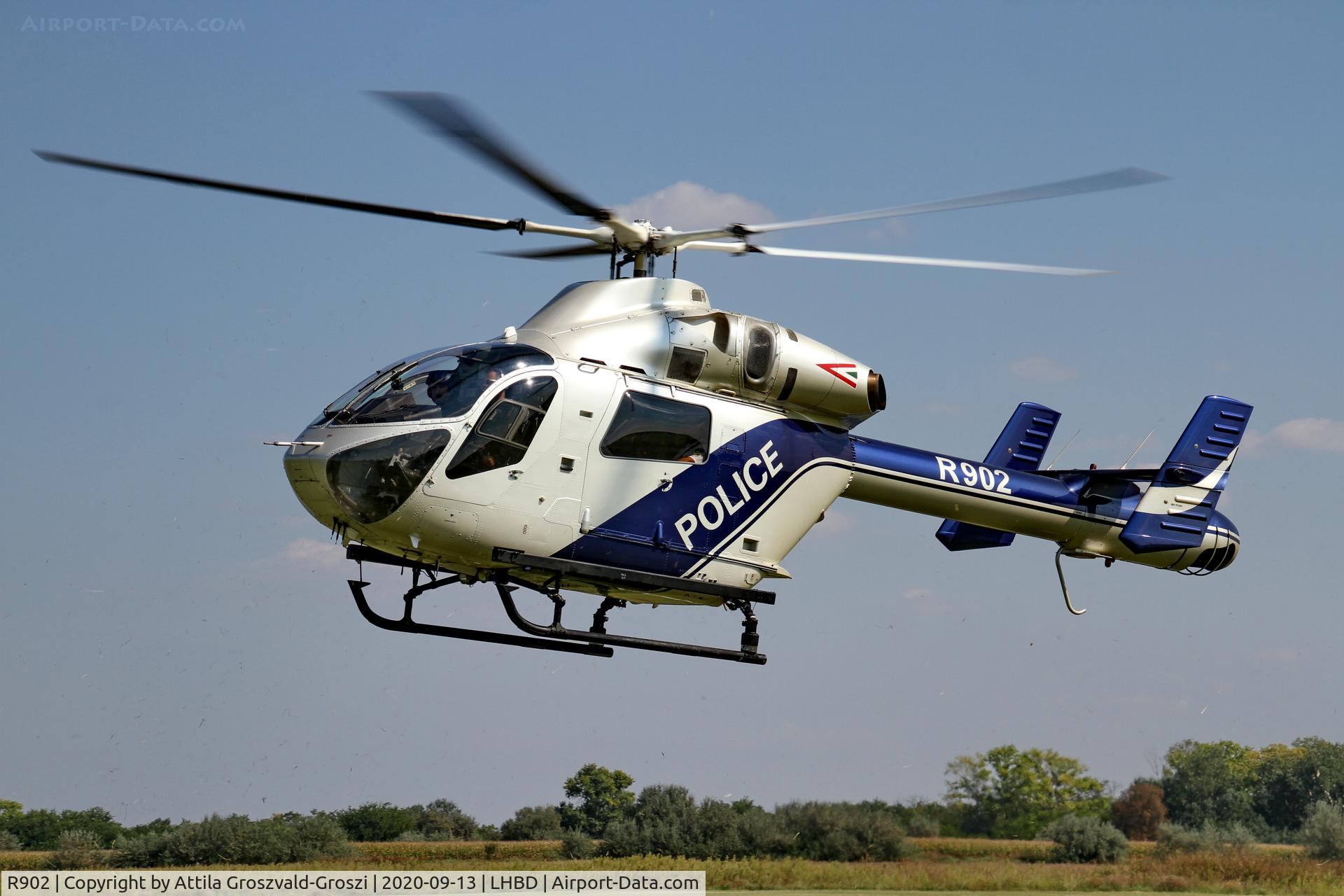 R902, 2001 MD Helicopters MD-900 Explorer C/N 900-00096, LHBD - Börgönd Airport, Hungary. 2020 Airshow