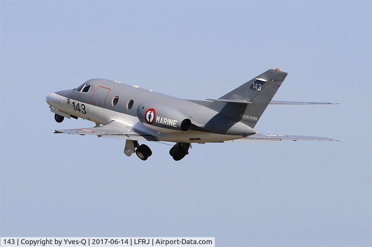 143, 1979 Dassault Falcon 10MER C/N 143, Dassault Falcon 10 MER, Climbing from rwy 26, Landivisiau Naval Air Base (LFRJ)