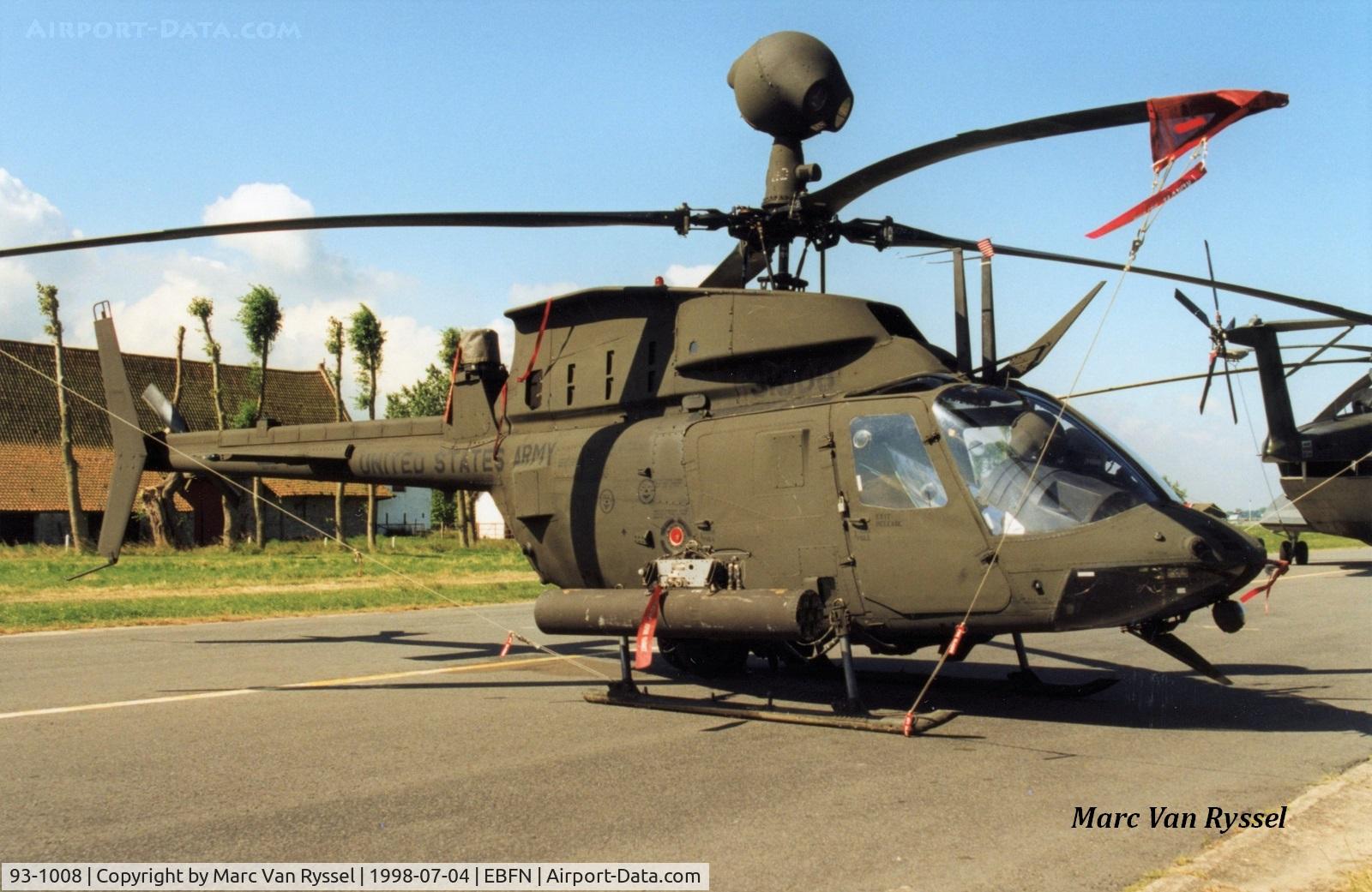 93-1008, 1993 Bell OH-58D(I) Kiowa Warrior C/N not found 93-1008, Rebuilt of 85-24709 at Koksijde Airshow 1998.