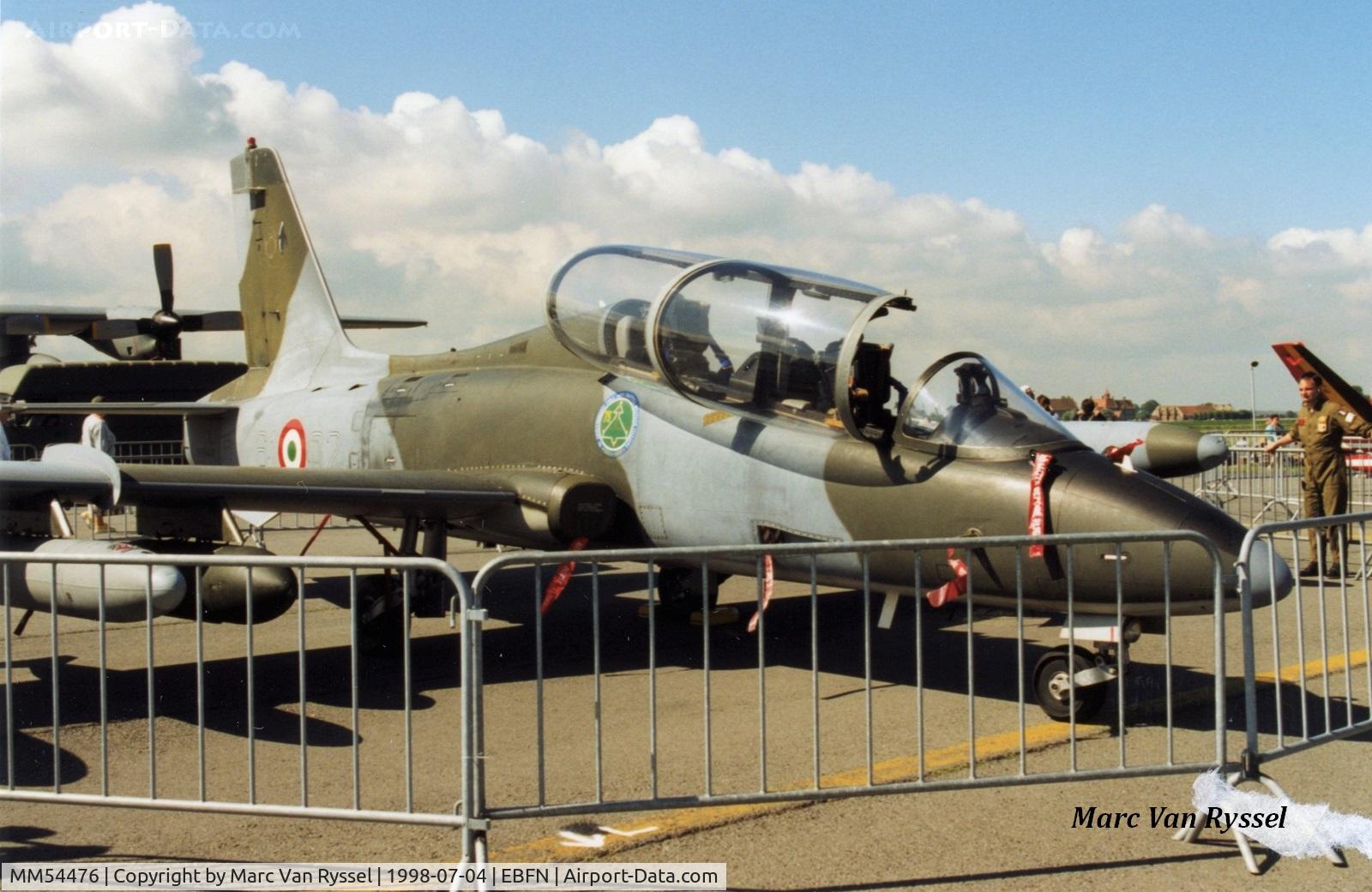 MM54476, Aermacchi MB-339PAN C/N 6671/066/AD005, mm54476 coded 61-02 at Koksijde Airshow 1998.