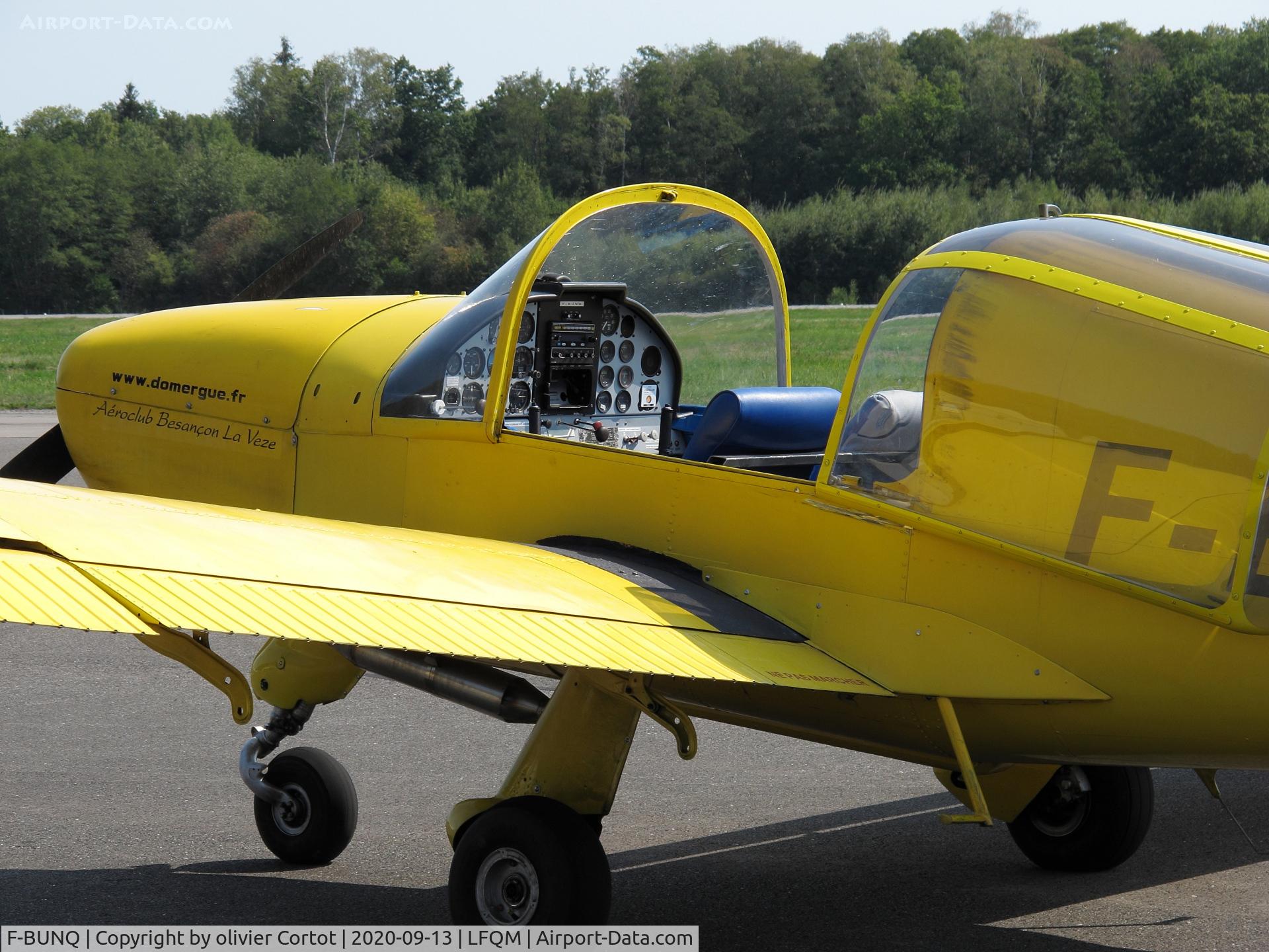 F-BUNQ, Socata Rallye 100ST Galopin C/N 2338, A view on the cockpit