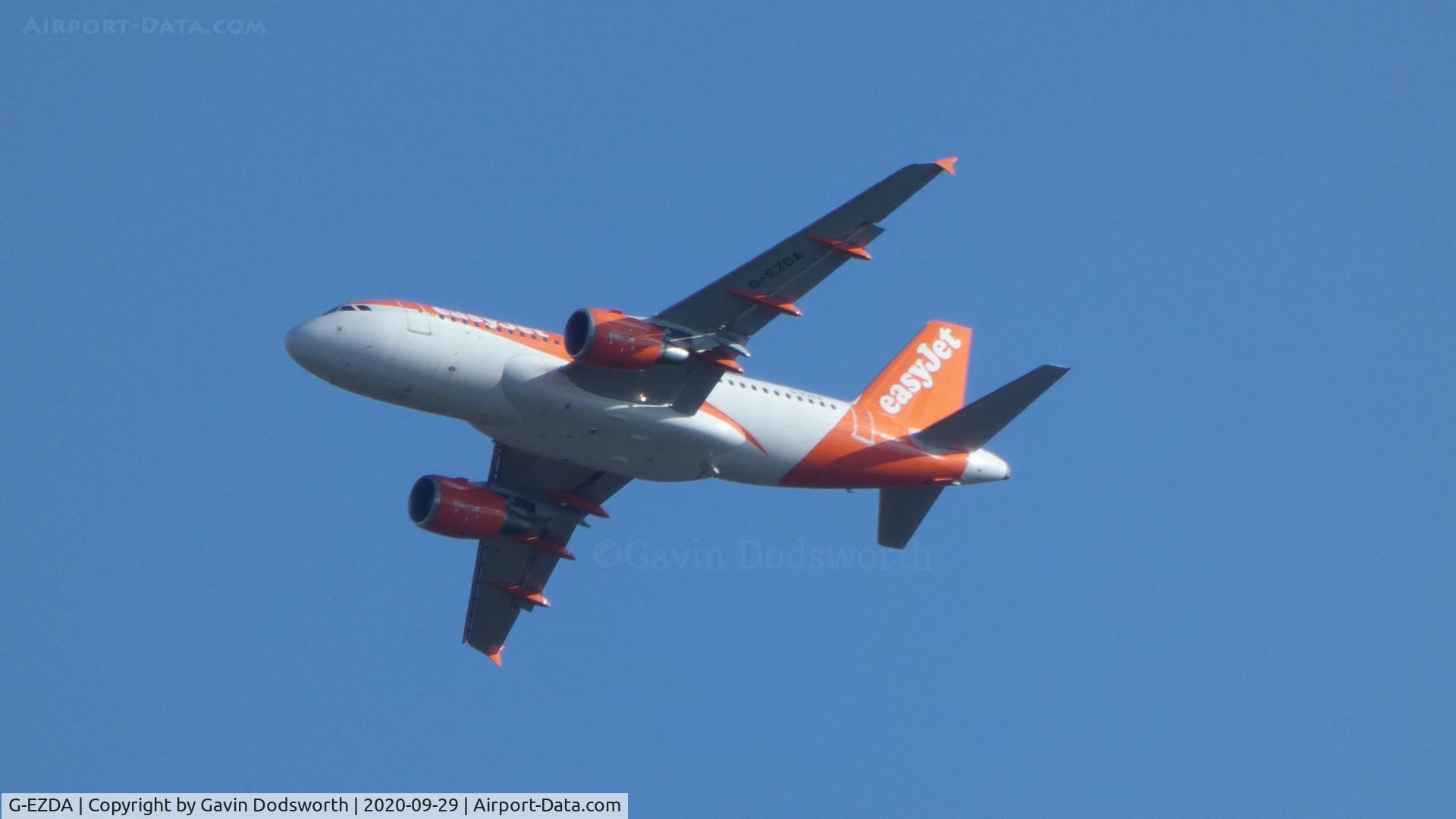 G-EZDA, 2008 Airbus A319-111 C/N 3413, Over Darlington on September 29th 2020 for crew training