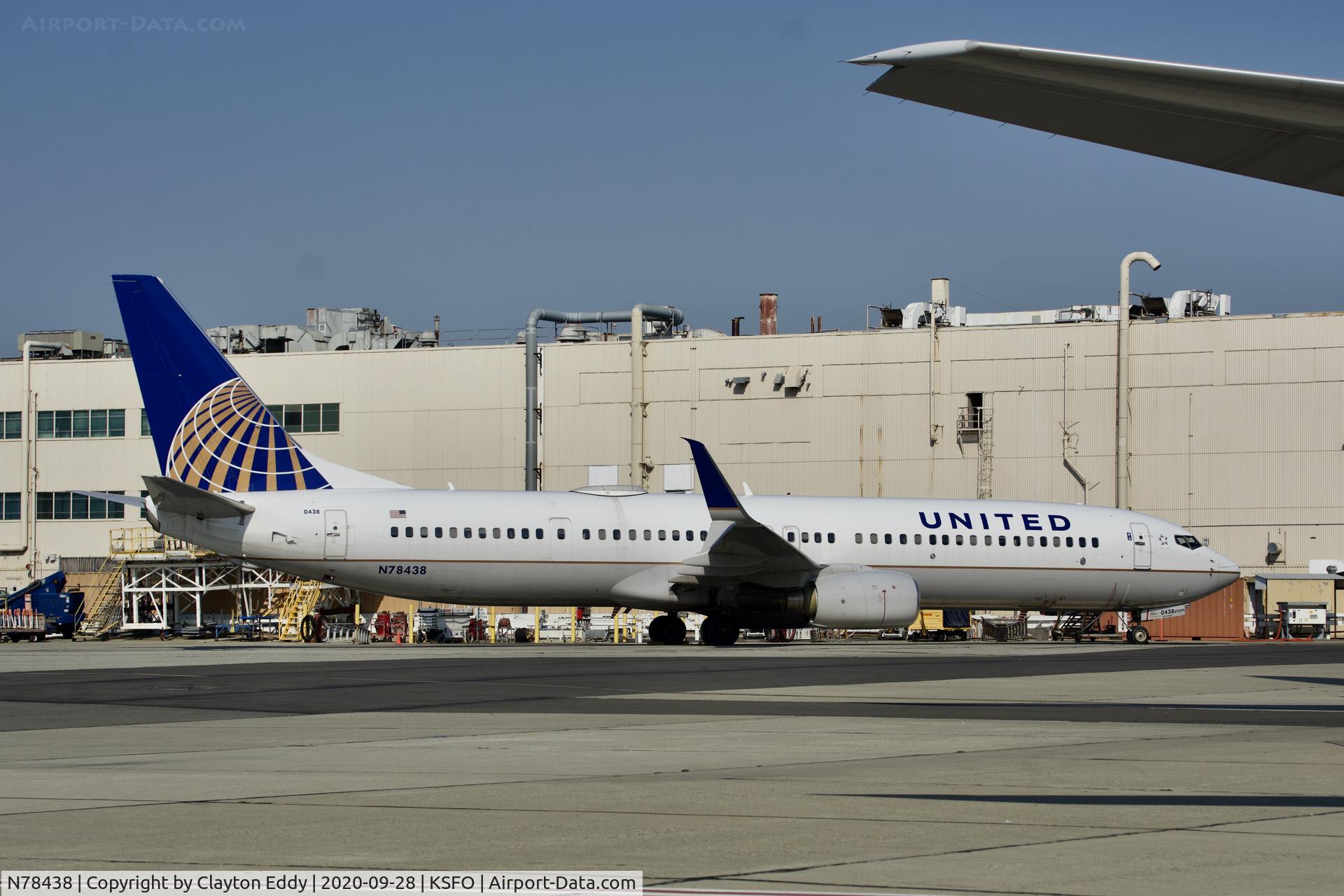 N78438, 2009 Boeing 737-924/ER C/N 33533, SFO 2020.