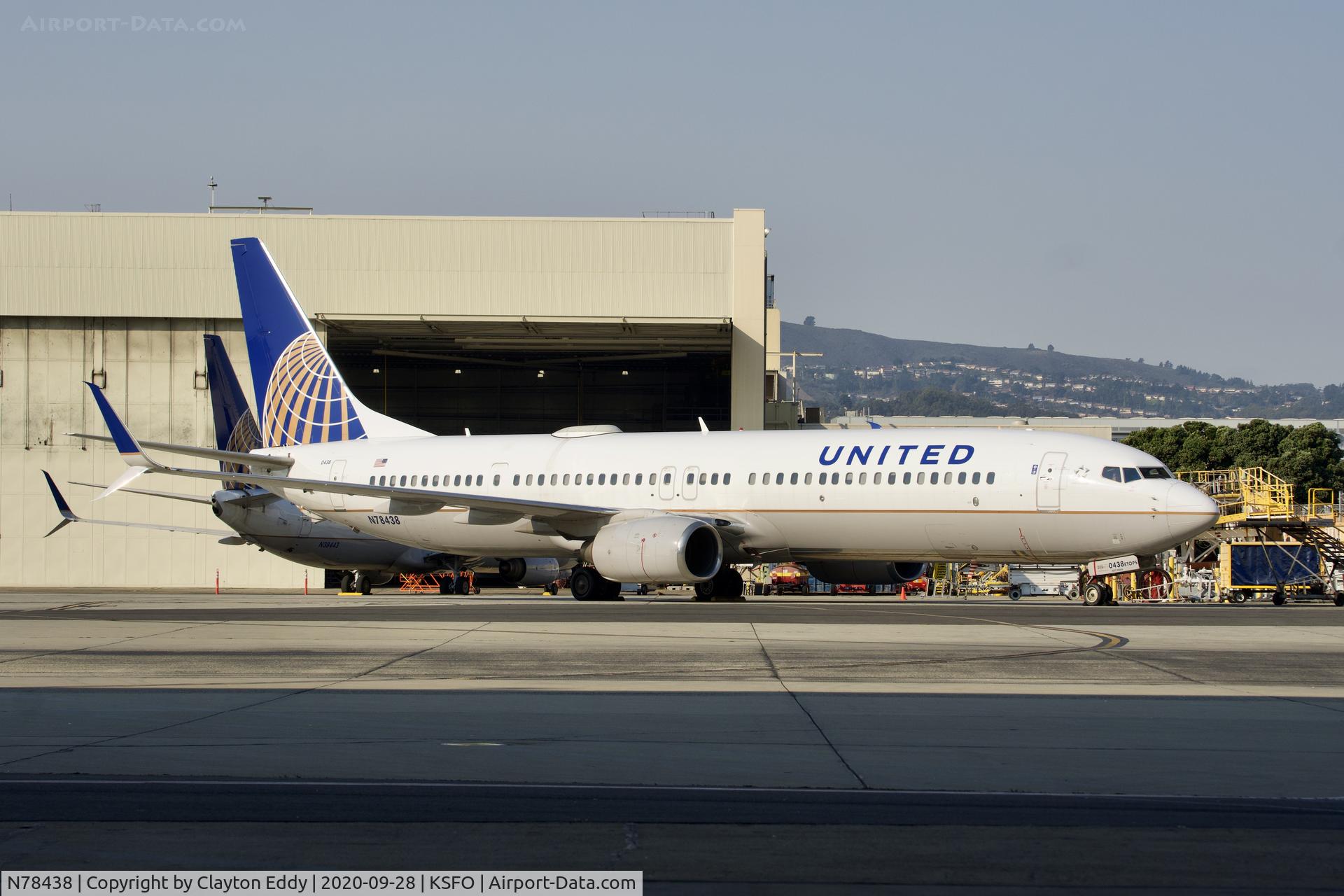 N78438, 2009 Boeing 737-924/ER C/N 33533, SFO 2020.
