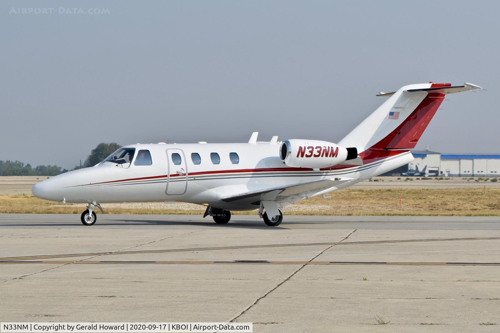 N33NM, 1993 Cessna 525 CitationJet C/N 525-0025, On Bravo.