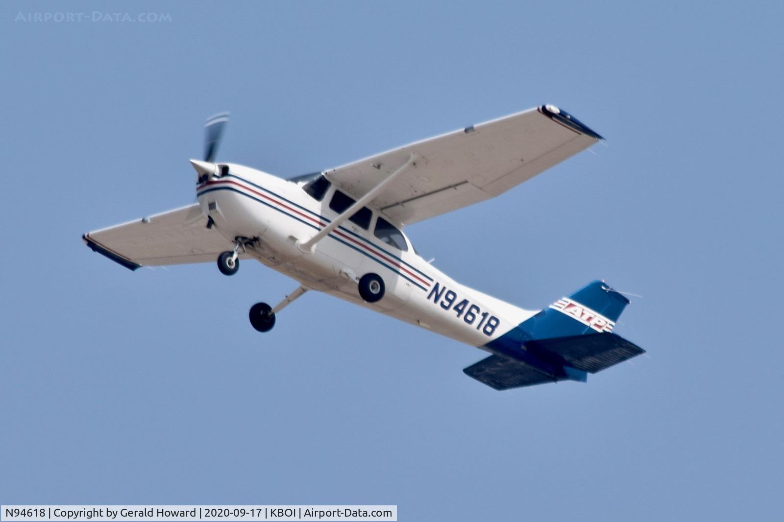 N94618, 2012 Cessna 172S C/N 172S-11209, Departing BOI.