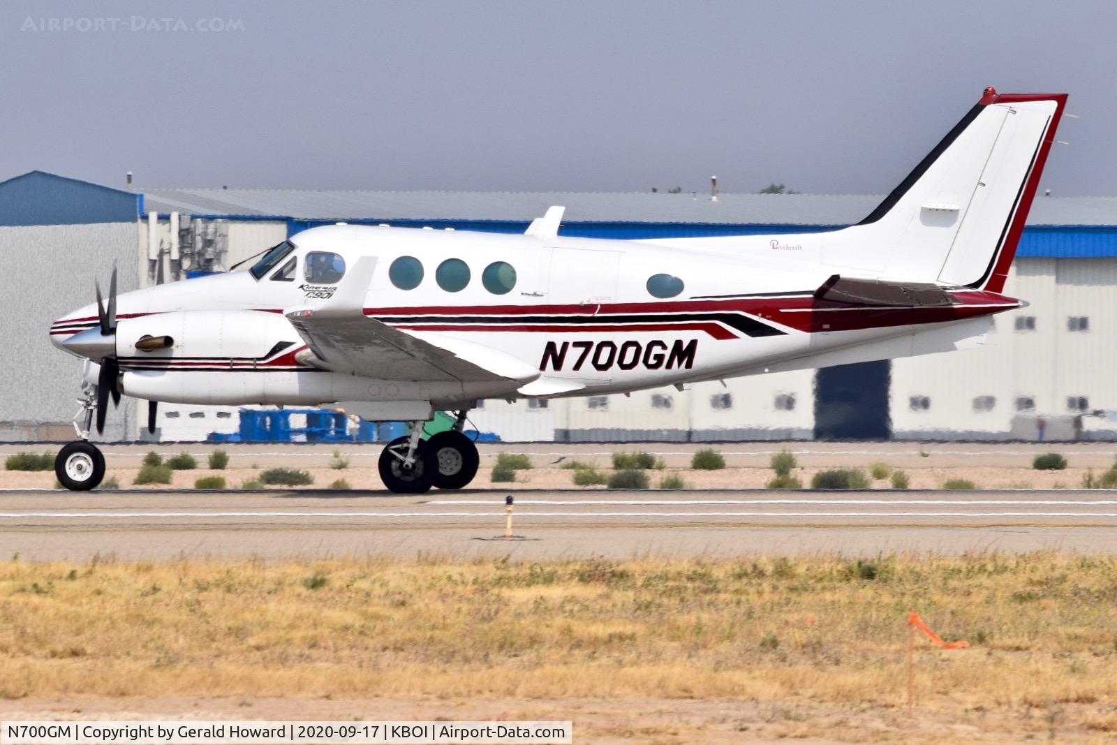 N700GM, 1991 Beech C90A King Air King Air C/N LJ-1283, Take off on 10R.
