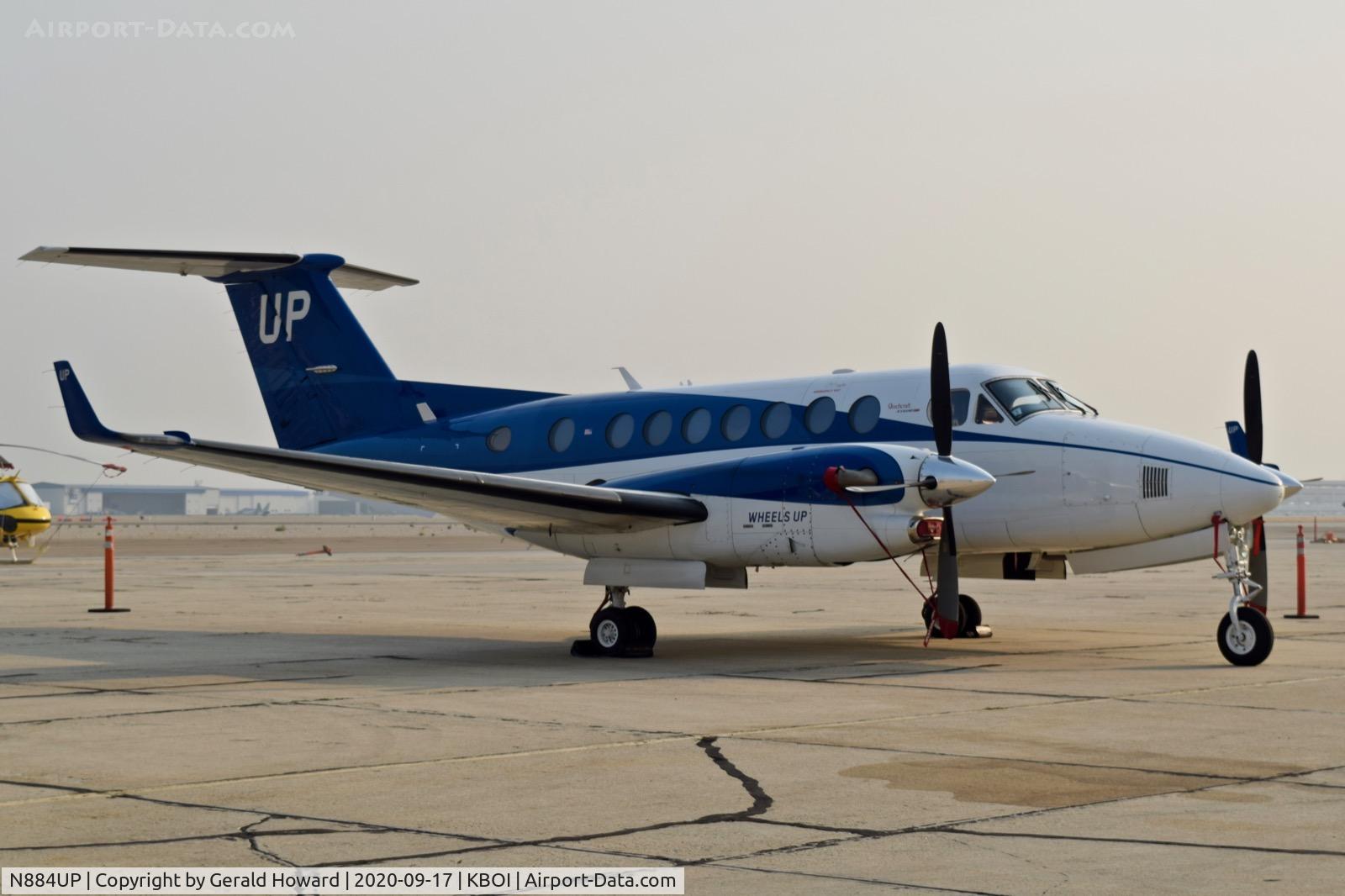 N884UP, 2017 Beech B300 King Air King Air C/N FL-1107, Parked on the south GA ramp.