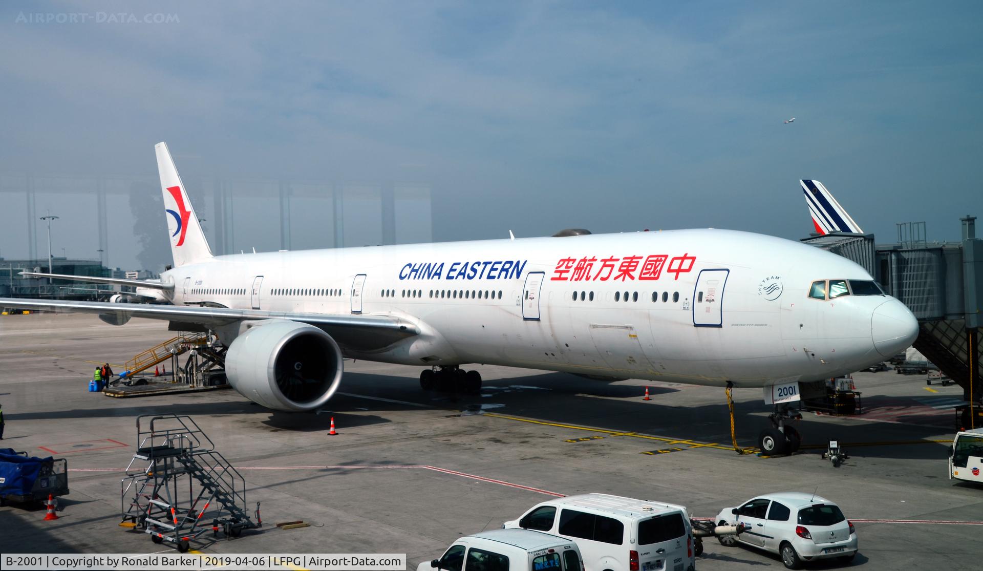 B-2001, 2014 Boeing 777-39P/ER C/N 43269, At the gate Charles De Gaulle