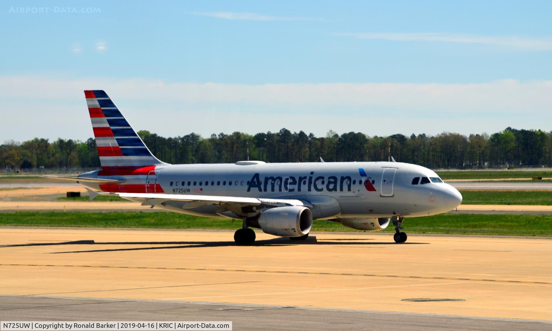 N725UW, 1999 Airbus A319-112 C/N 1135, Taxi Richmond