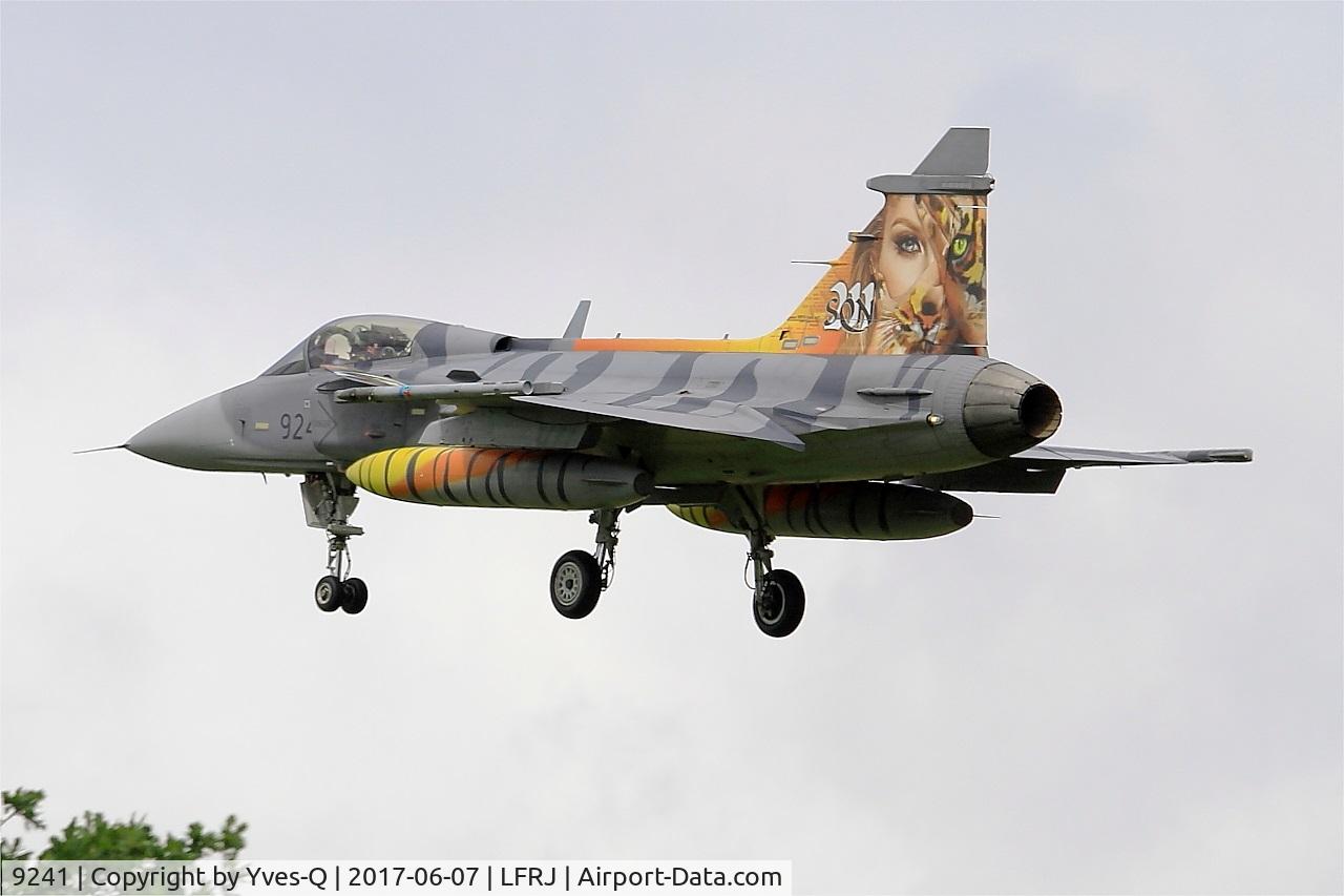 9241, Saab JAS-39C Gripen C/N 39241, Saab JAS-39C Gripen, On final rwy 26, Landivisiau Naval Air Base (LFRJ) Tiger Meet 2017