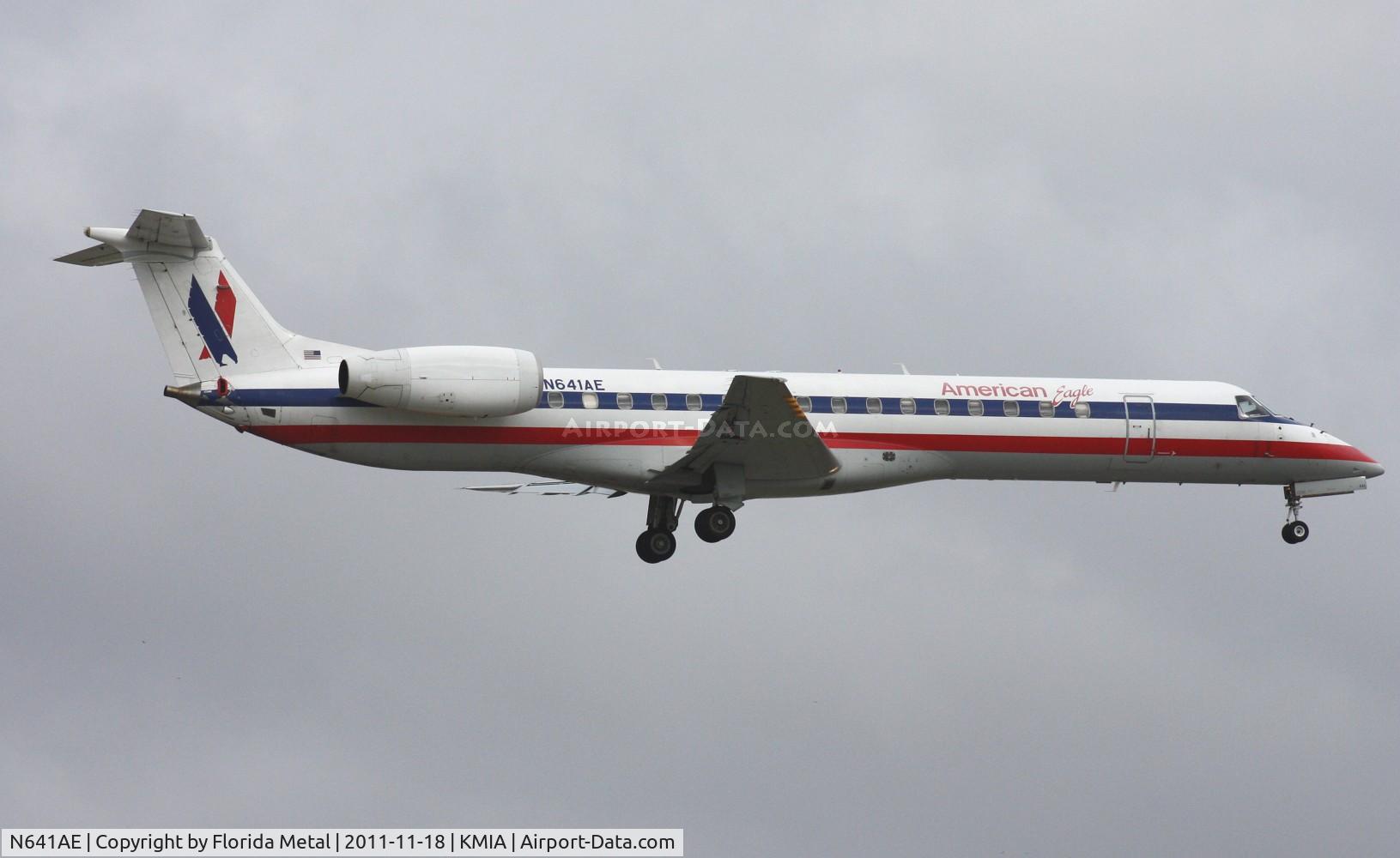 N641AE, 1999 Embraer ERJ-145LR (EMB-145LR) C/N 145191, MIA 2011