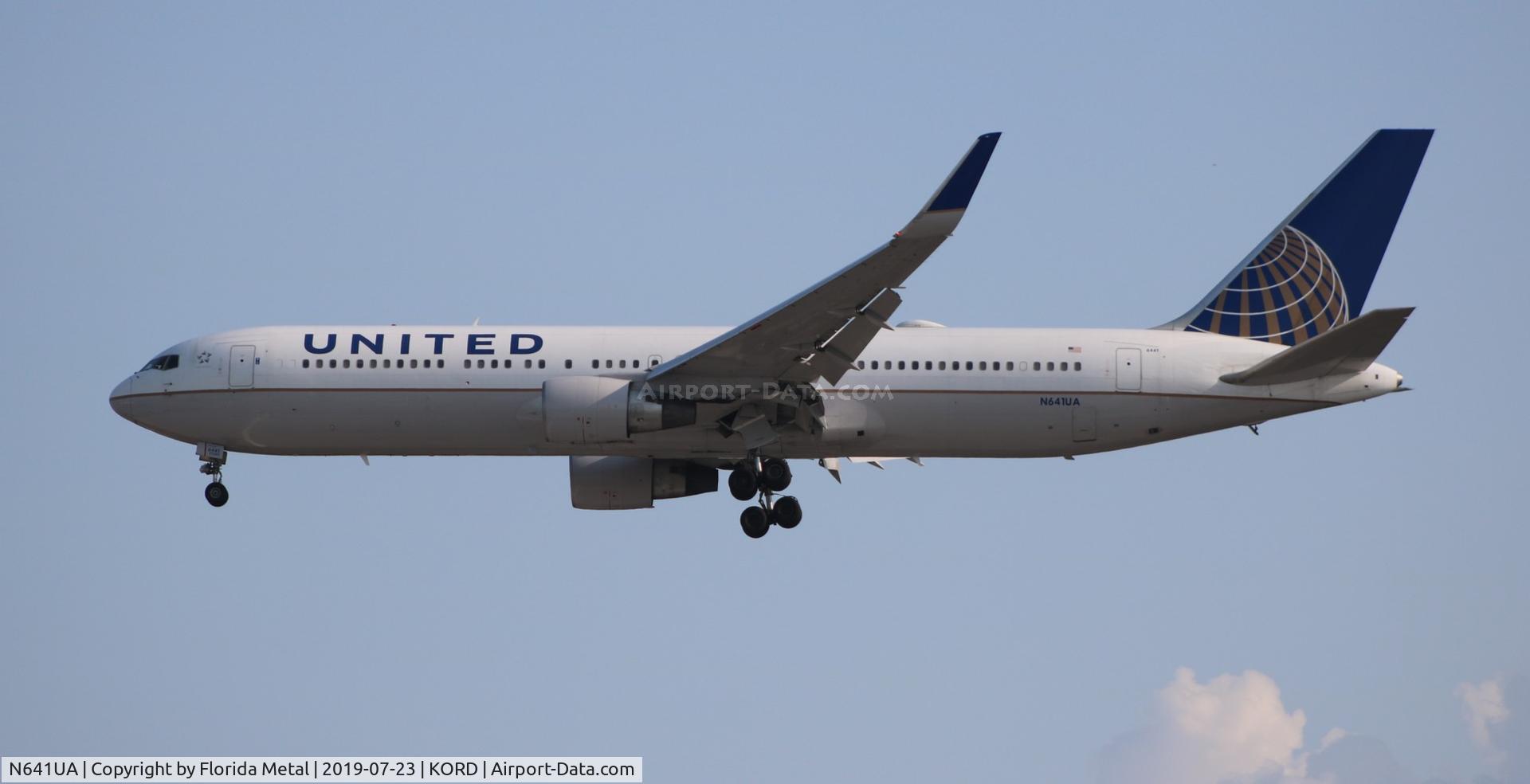 N641UA, 1991 Boeing 767-322/ER C/N 25091, ORD 2019