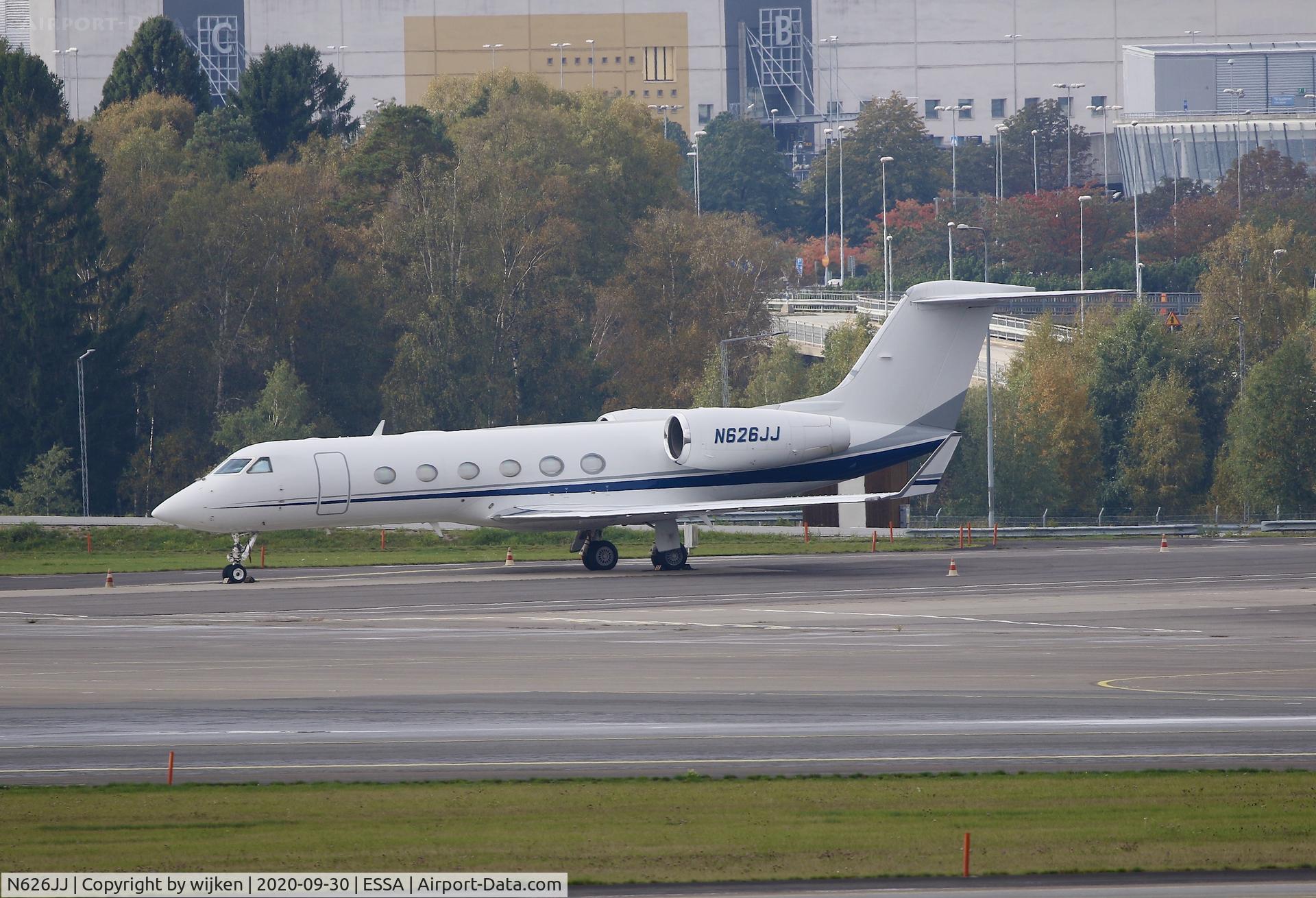 N626JJ, 2009 Gulfstream Aerospace GIV-X (G450) C/N 4161, Ramp M
